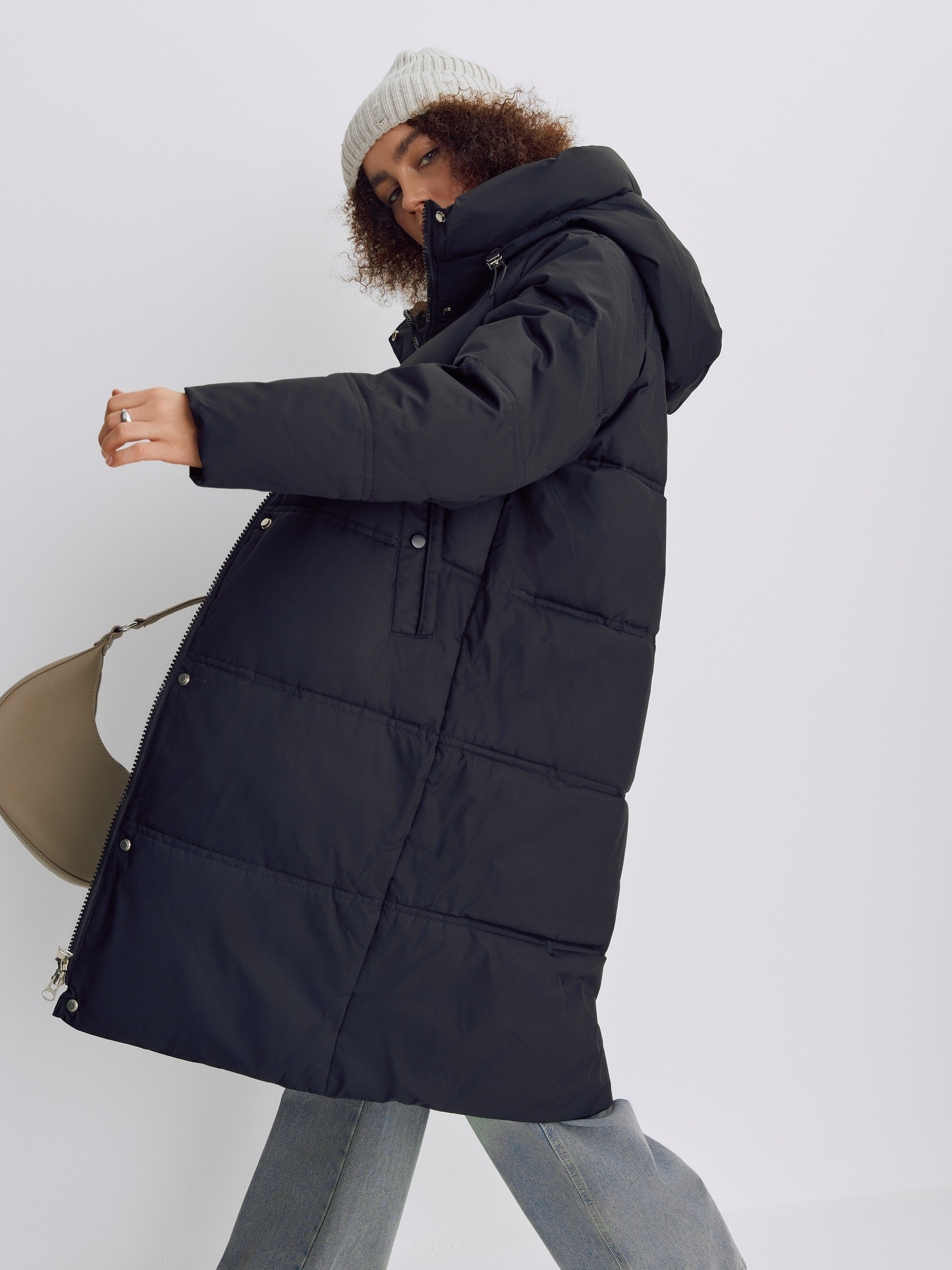 Куртки. Фотограф для маркетплейсов в Москве