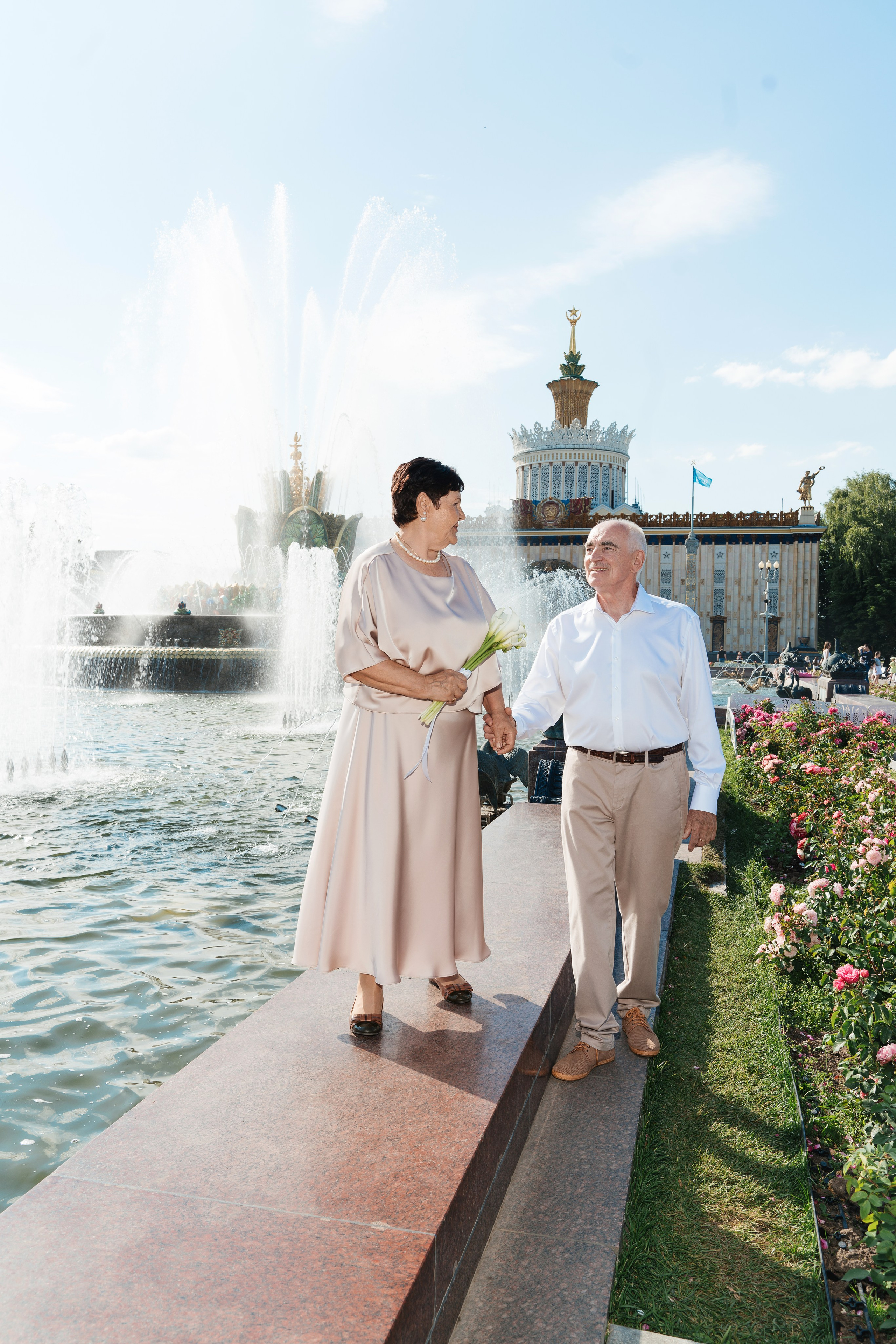 Золотая свадьба прогулка ВДНХ. Профессиональный фотограф в Москве и Одинцово Родика Архип
