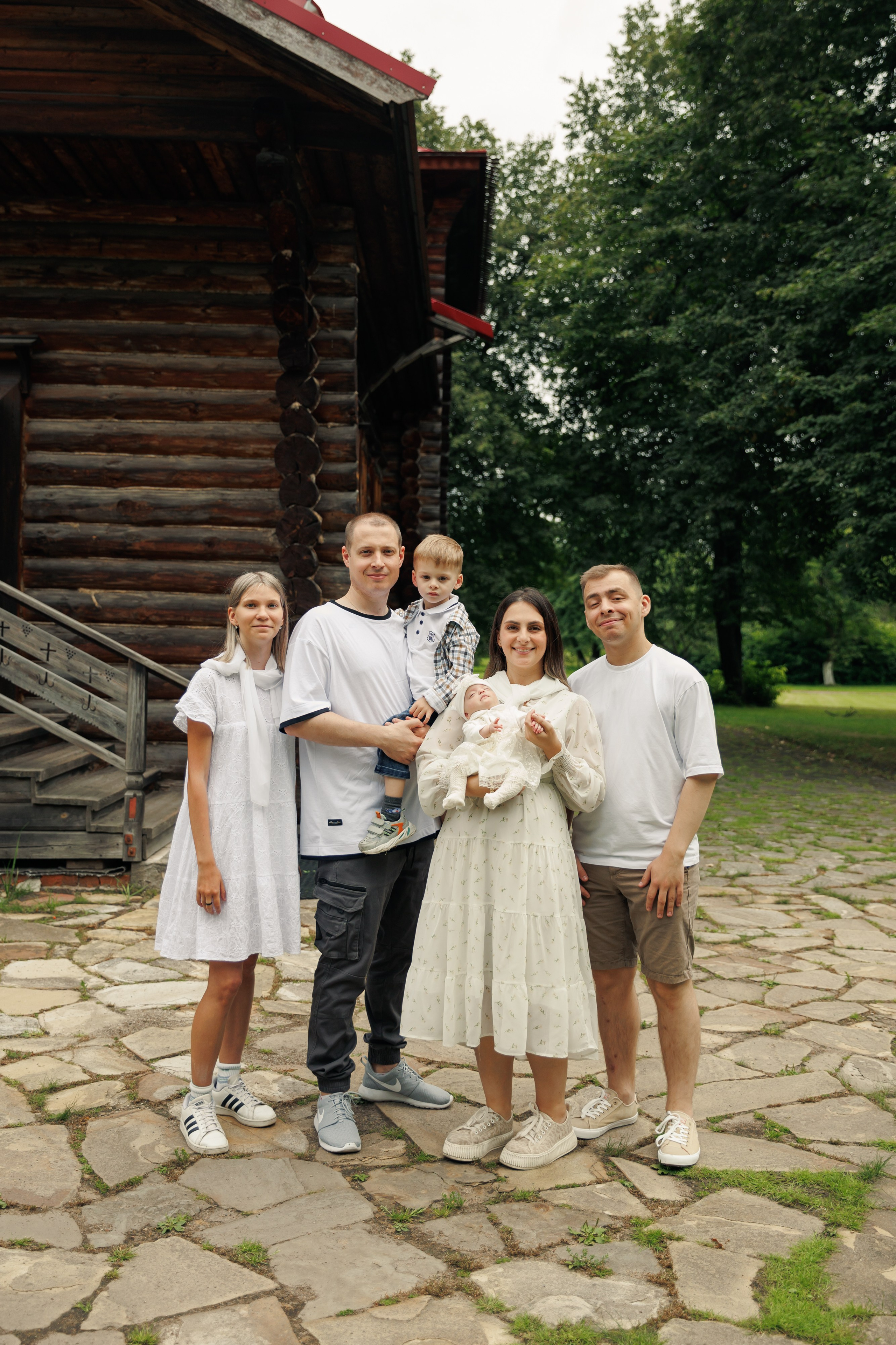 Крещение в Храме святых Новомучеников и Исповедников Российских. Фотограф Валерия Горбунова Подольск Бутово Видное Щербинка