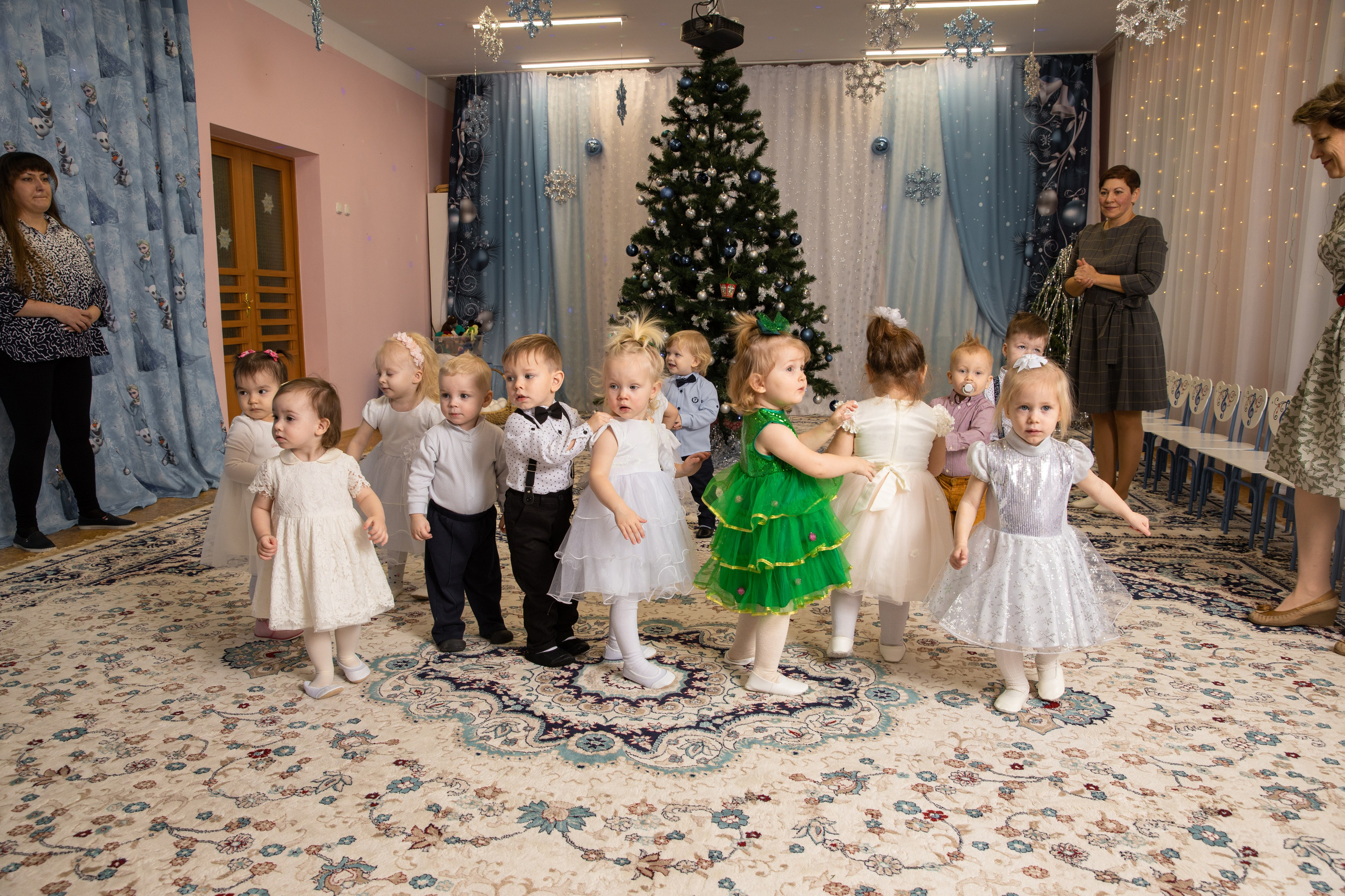 Новогодний утренник Успех. Фотограф в Железнодорожном и Балашихе