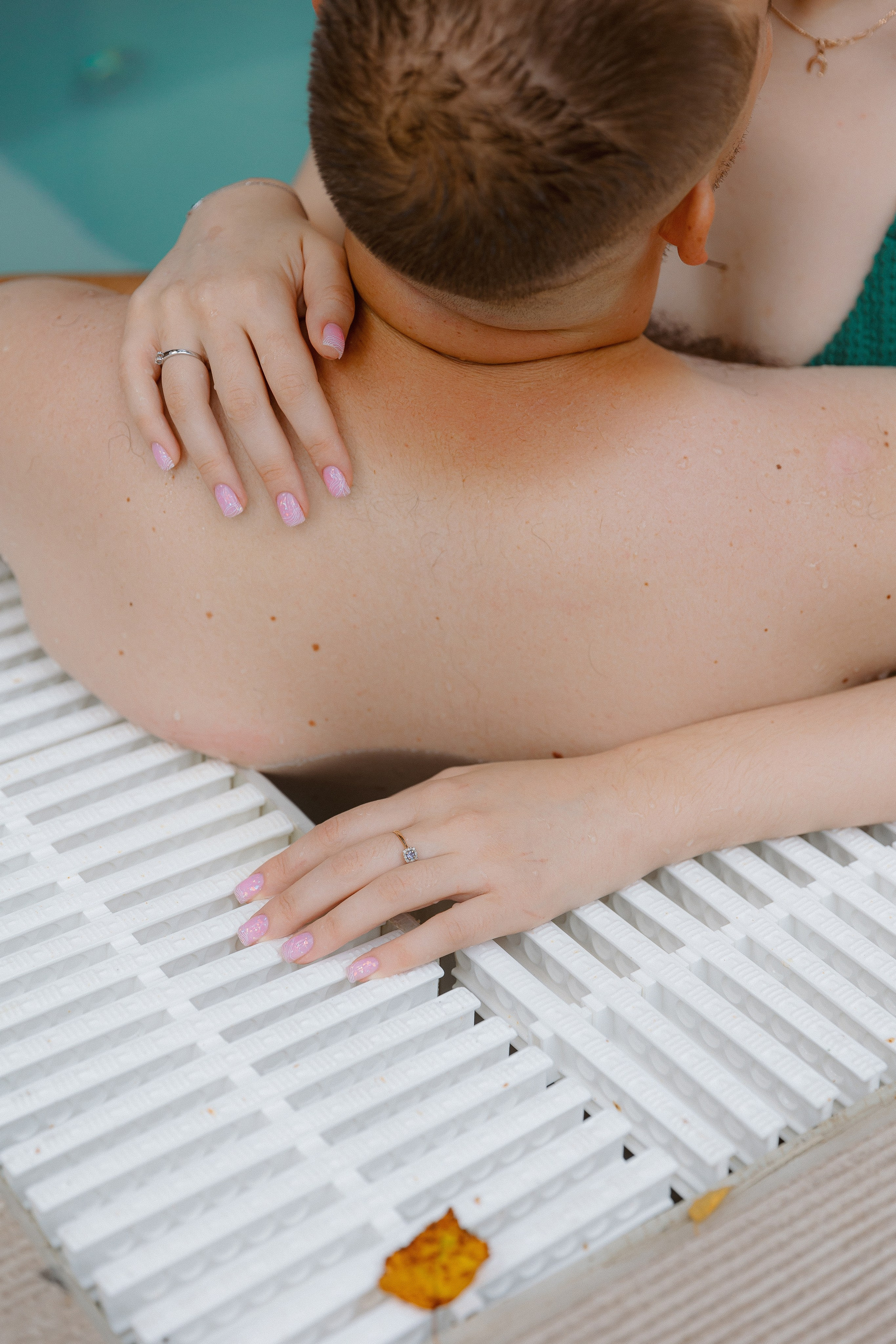 Autumn, swimming pool and love. Э Т О М Ы