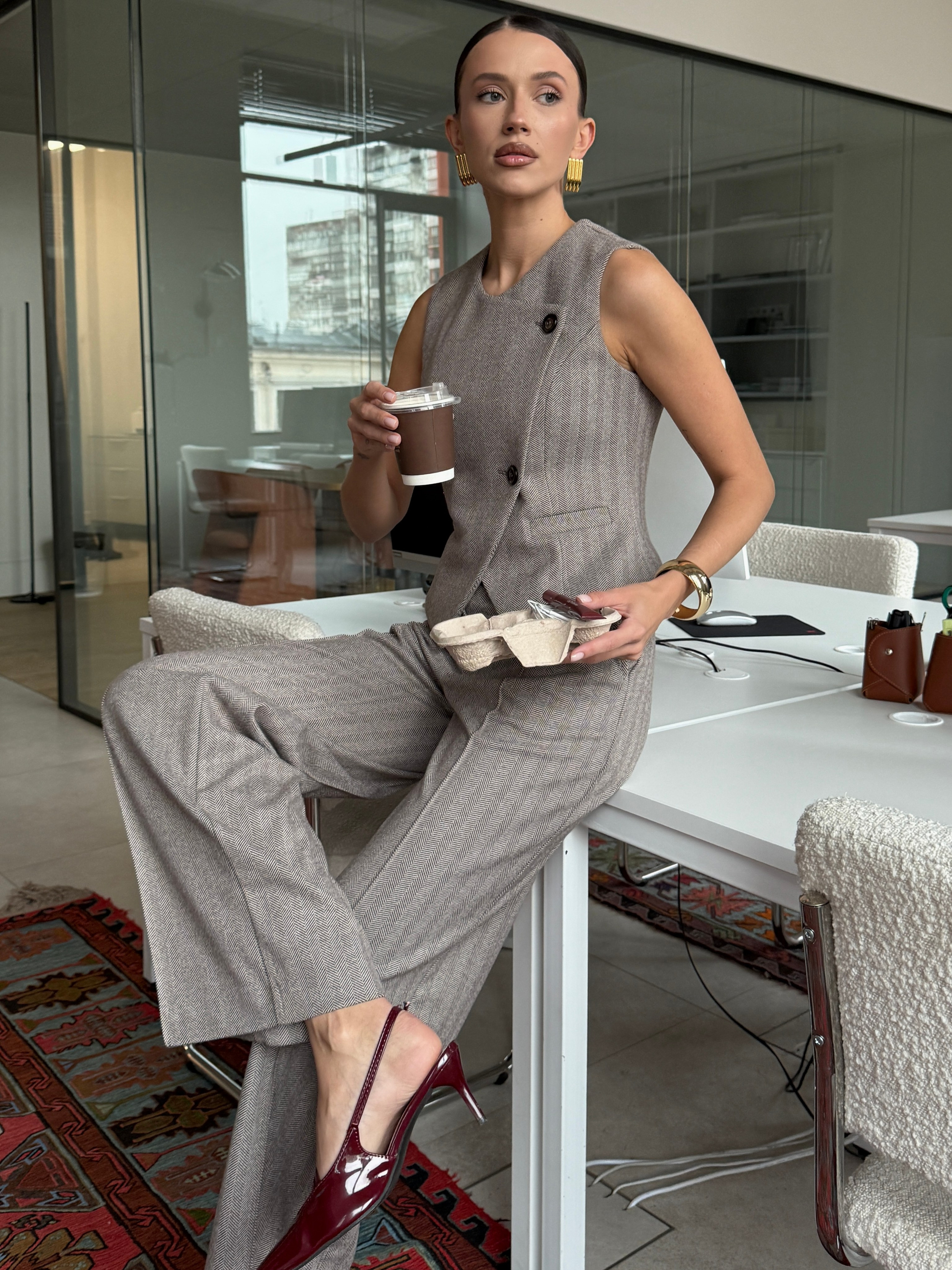 12. Фотограф для брендов и индивидуальных фотосессий в Москве