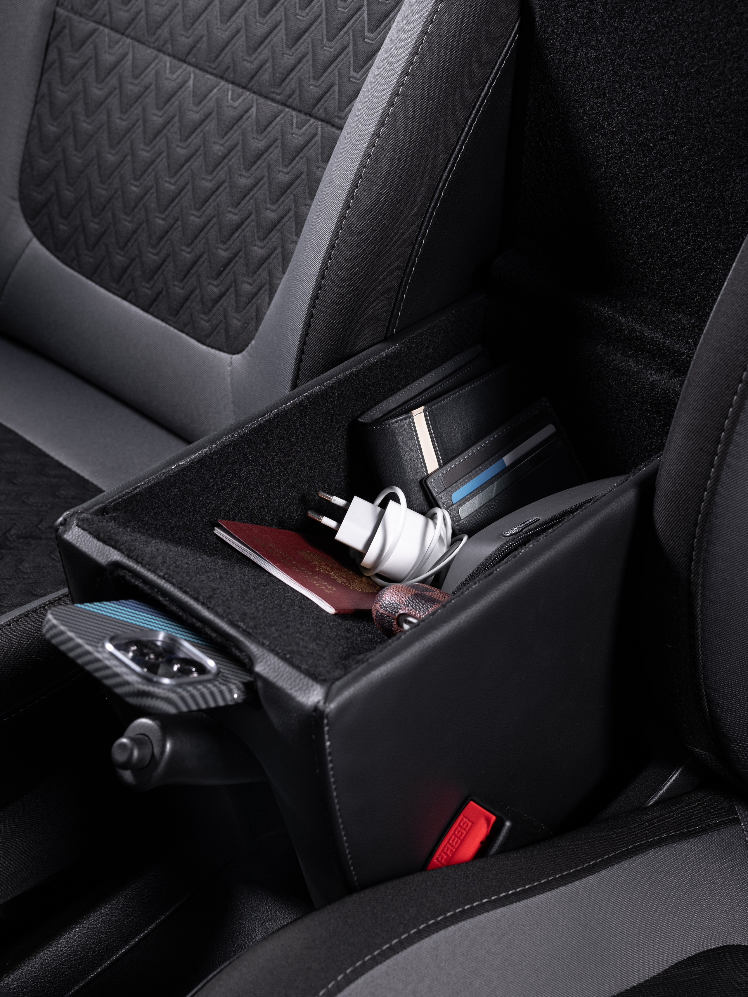 Автоподлокотники 2. Предметный фотограф, фото для маркетплейсов Пятигорск, КМВ