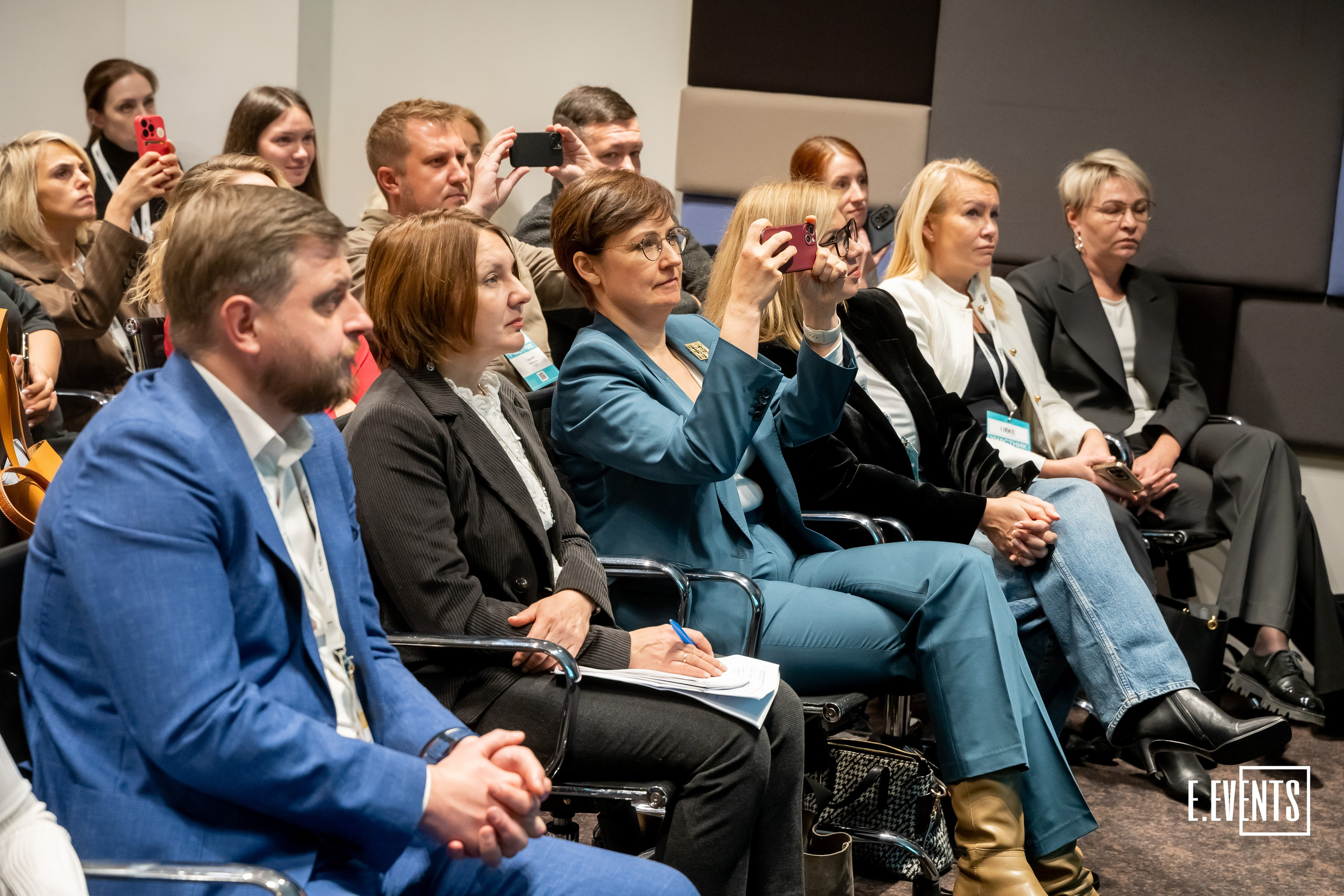 Конференции и семинары. Фотограф и видеограф в Москве и Московской области Мария Вишня