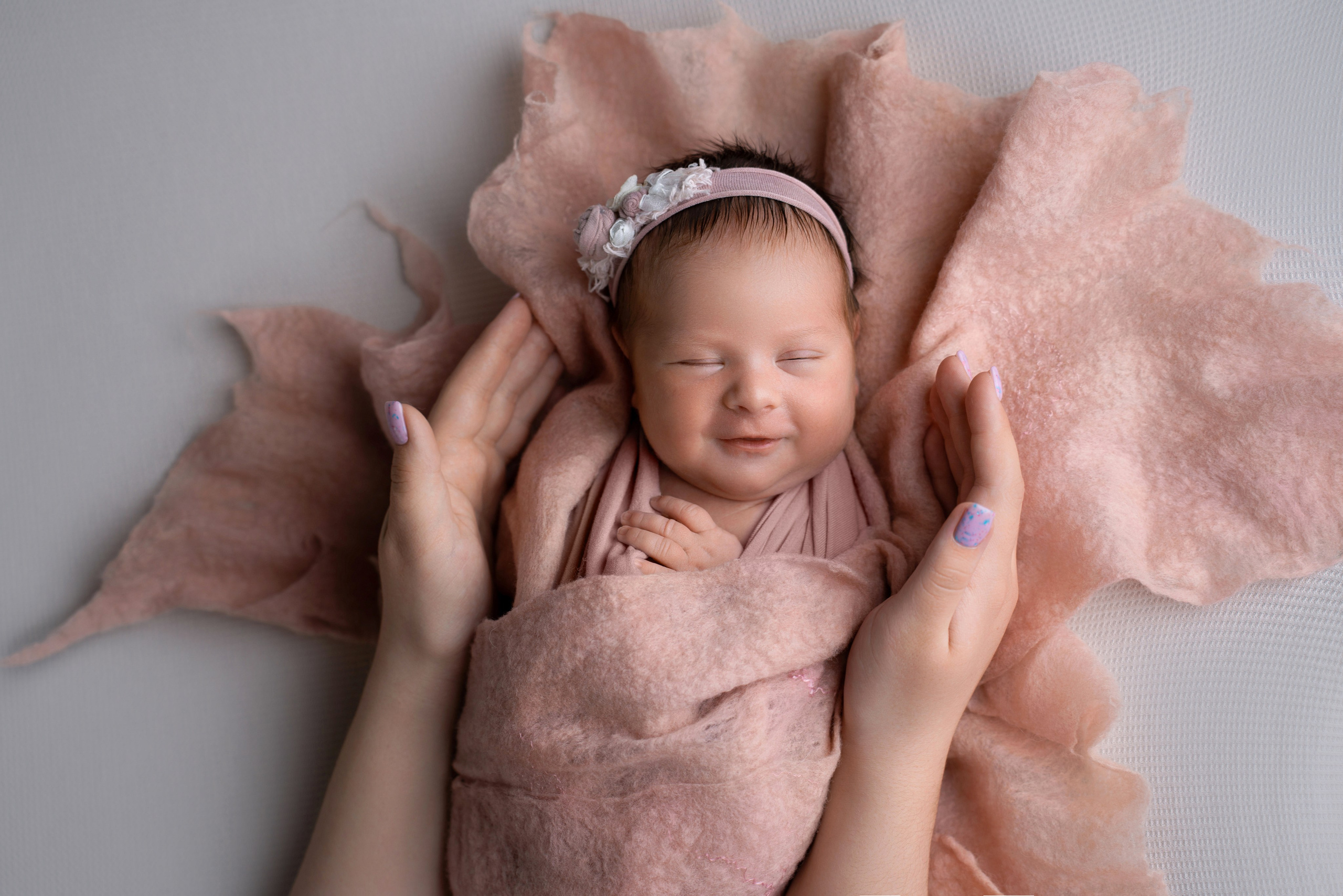 Ньюборн. Фотограф новорожденных Оренбург и свадебный фотограф Оренбург