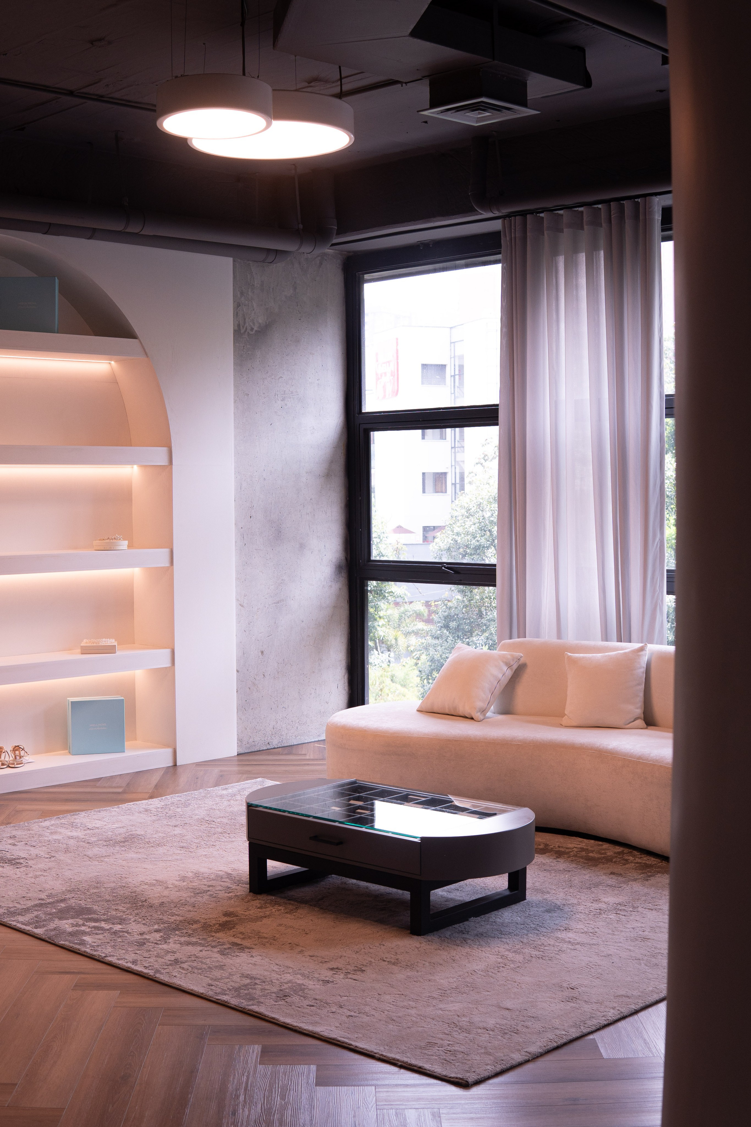 La Esposa. Wedding Photographer in Barcelona and Medellin