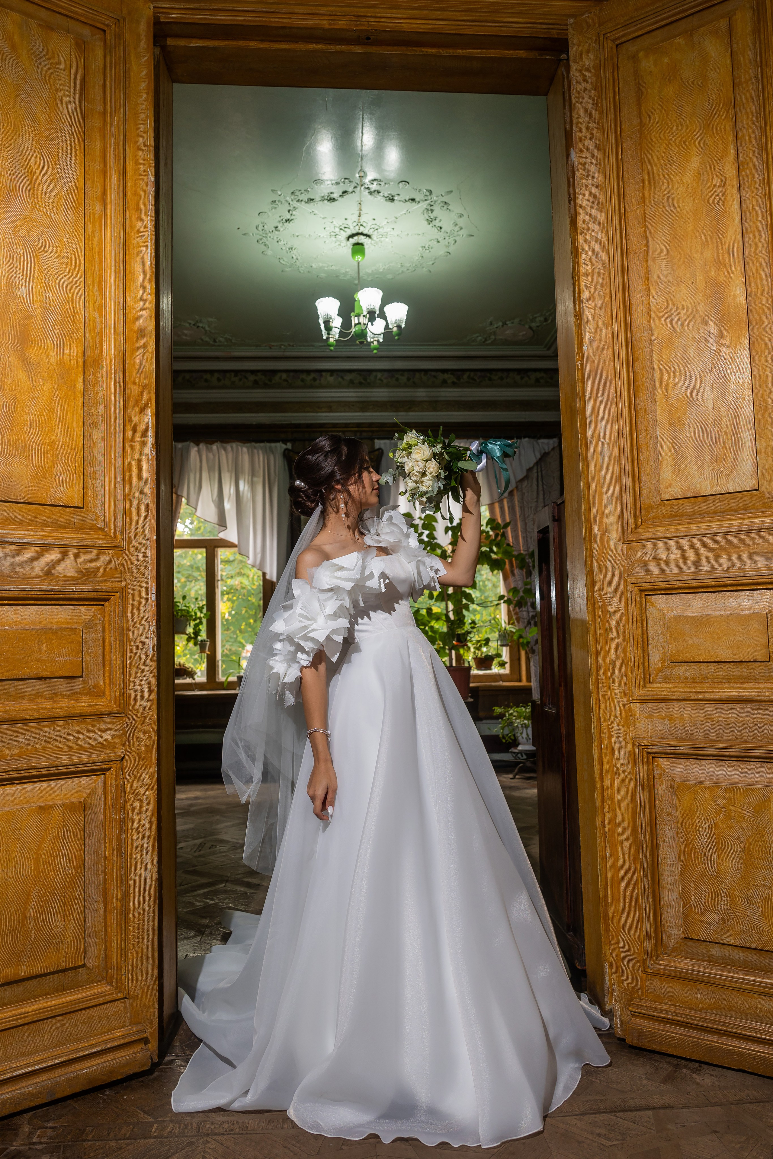 Антон и Дарья. Фотограф Петров Александр Свадьбы, Съемка в студии, Выпускные альбомы г. Балашов