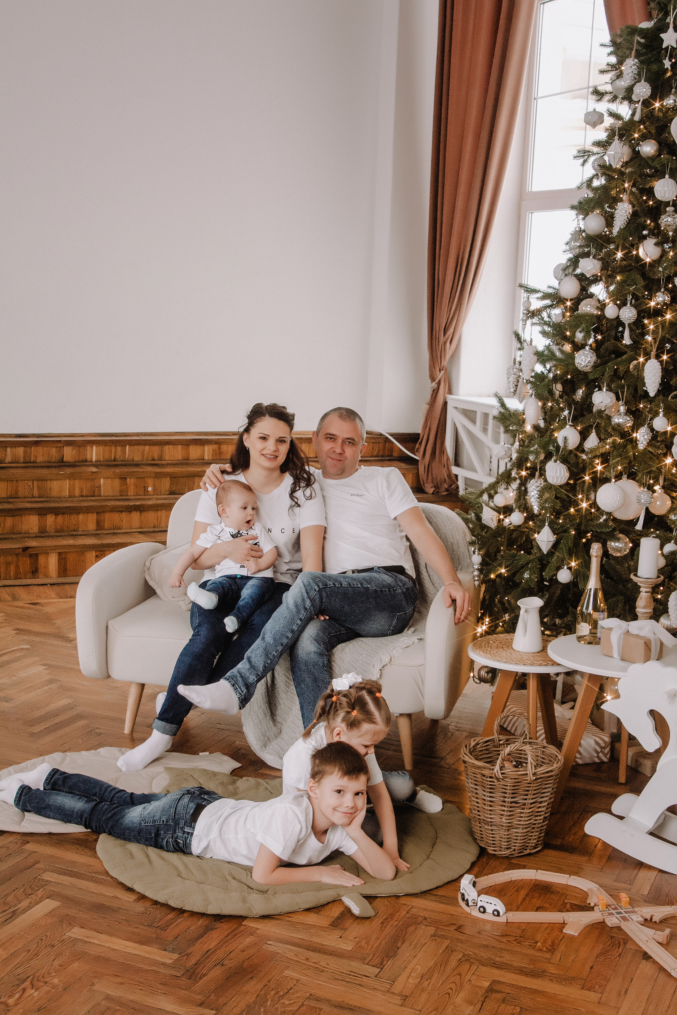 Евгения, Сергей, Ваня, Арина и Тёма. Фотограф Воронеж Варвара