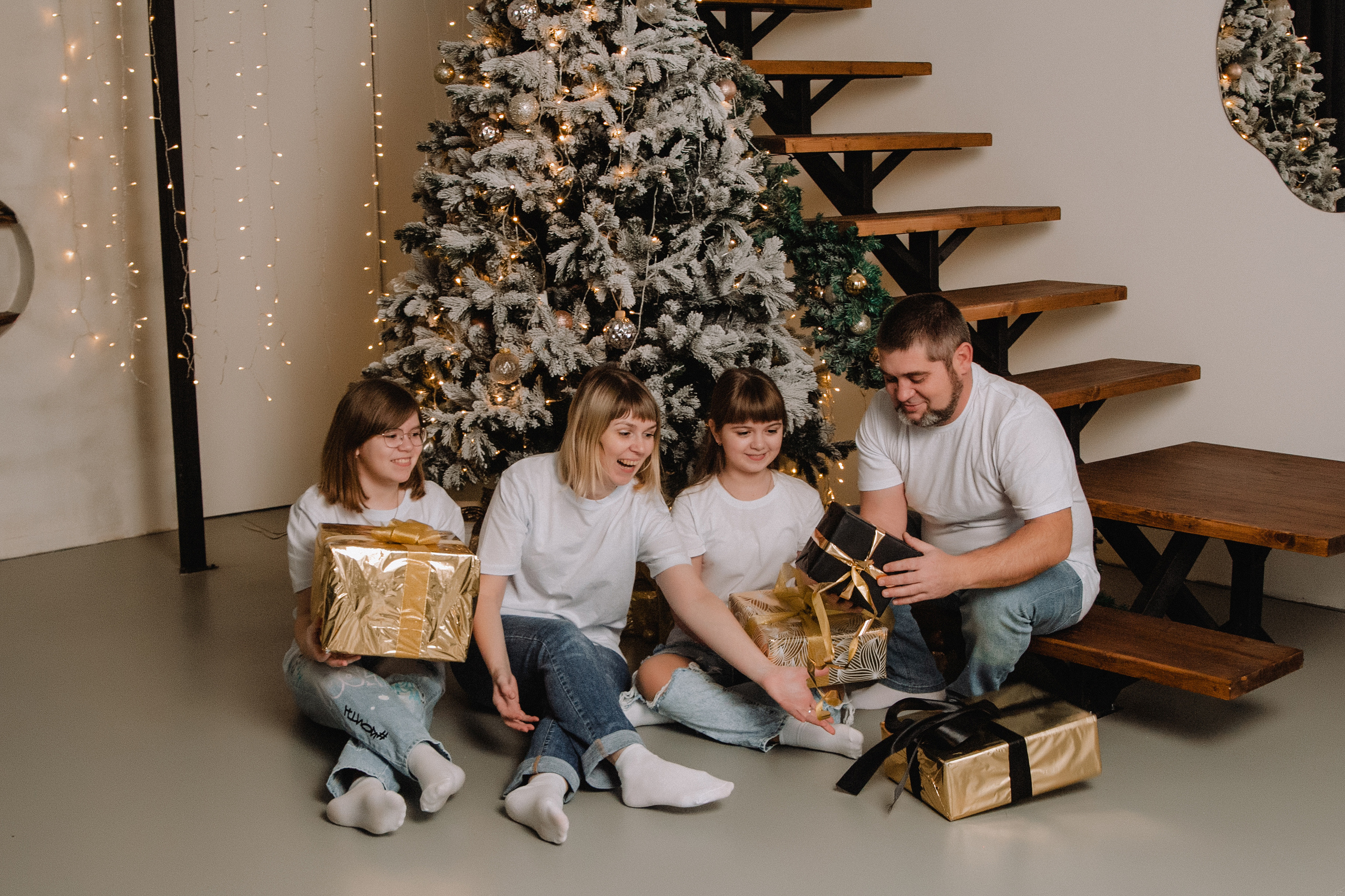 Наталья, Сергей, Лера и Наташа. Фотограф Воронеж Варвара