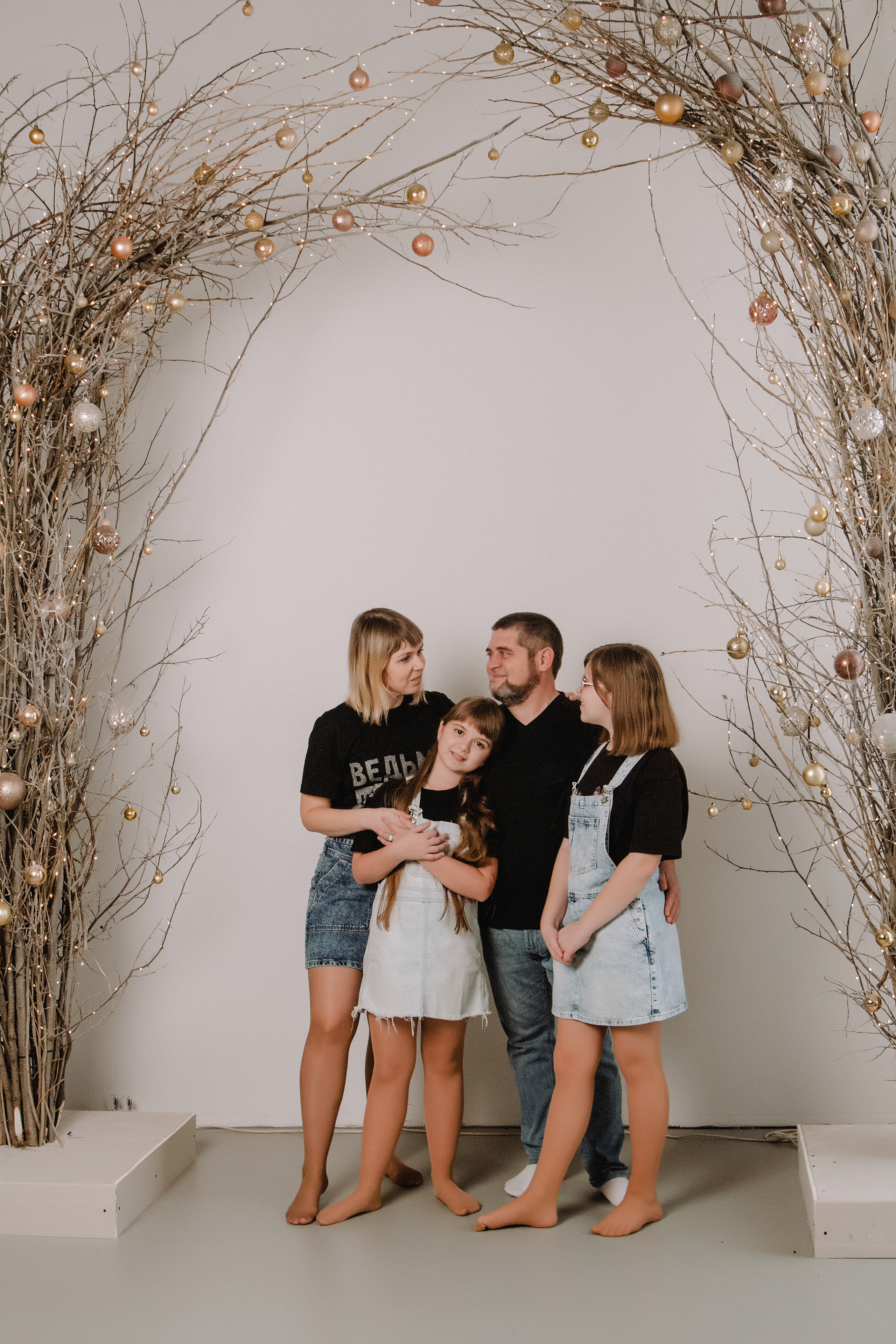 Наталья, Сергей, Лера и Наташа. Фотограф Воронеж Варвара