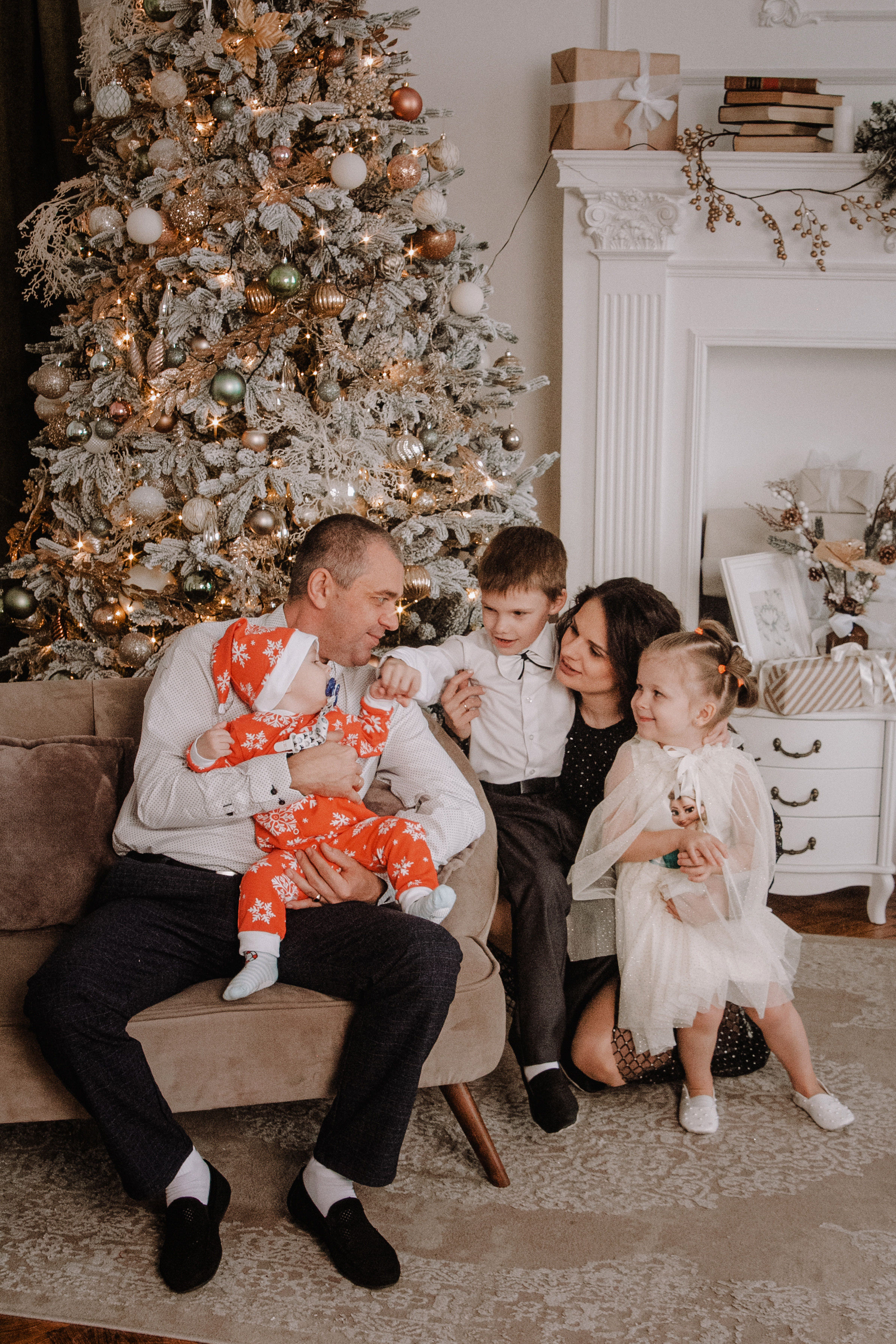 Евгения, Сергей, Ваня, Арина и Тёма. Фотограф Воронеж Варвара