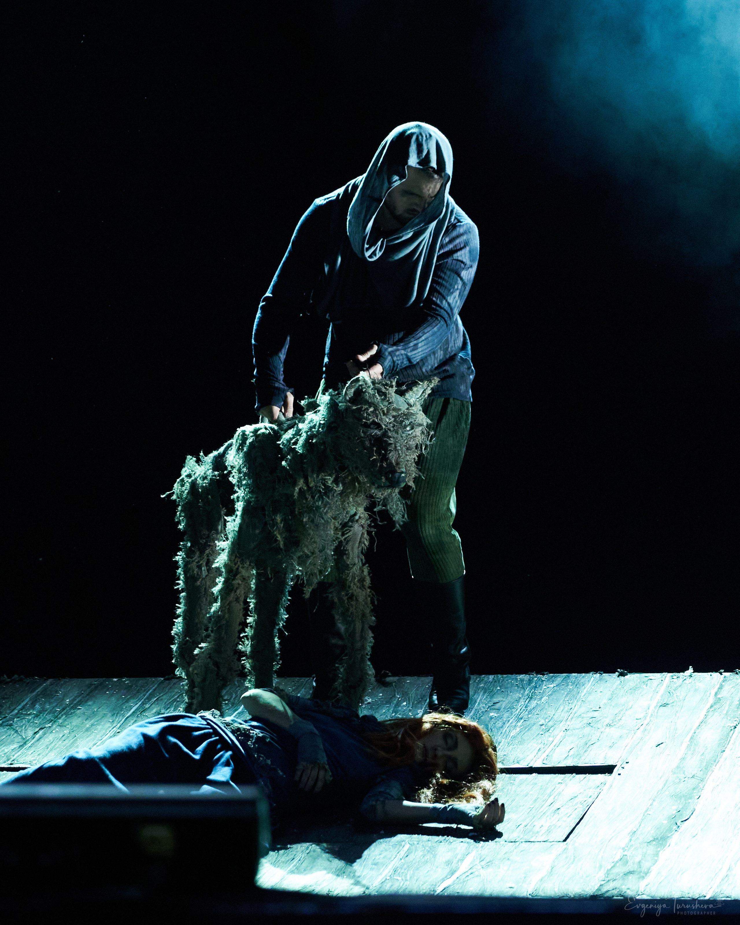 Человек, который смеется. Фотограф Евгения Турушева