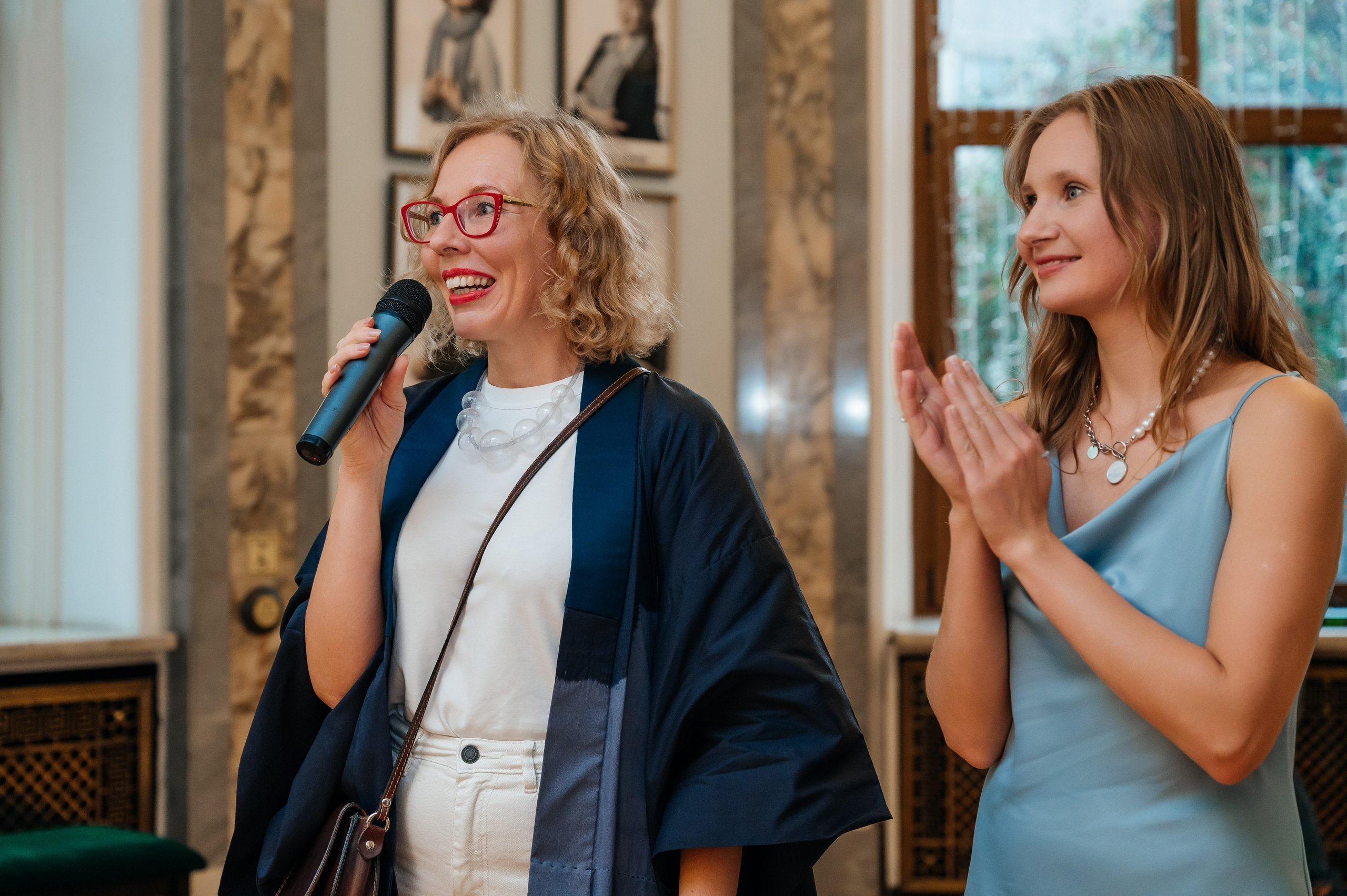 Открытие выставки Кати Васильевой в Молодежном театре. Wedding and family photographer USA