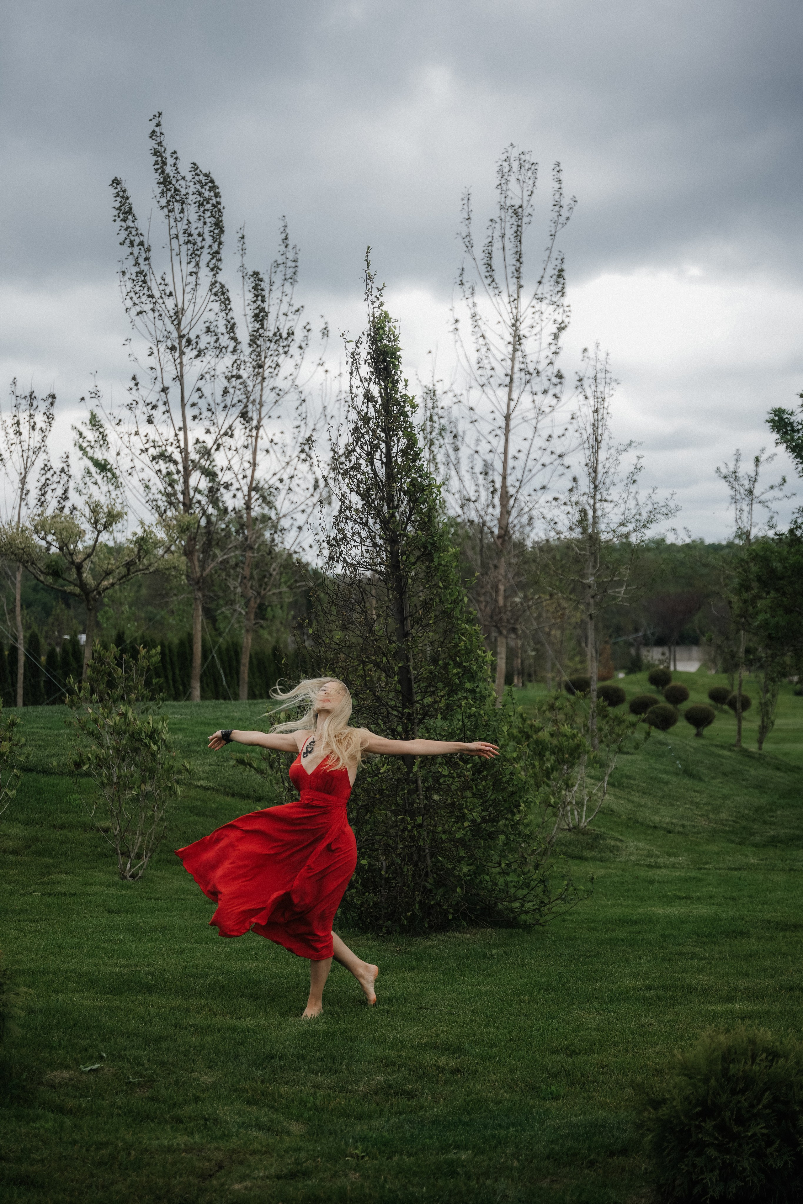 Красный-зеленый. VISUAL ARTIST · KRONGAUZ ANASTASIA