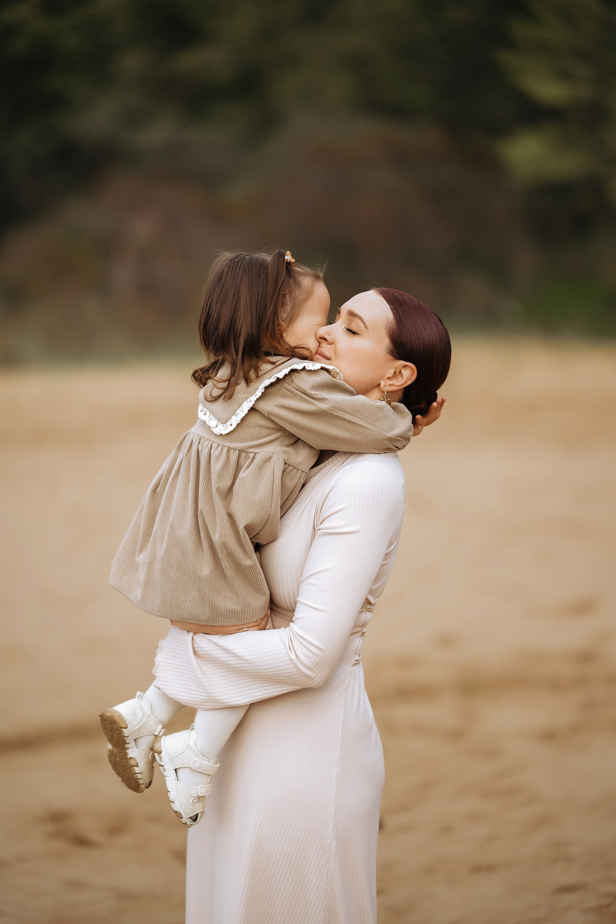 Берег Волги. Семейный и свадебный фотограф в Ульяновске Арина Авдеева