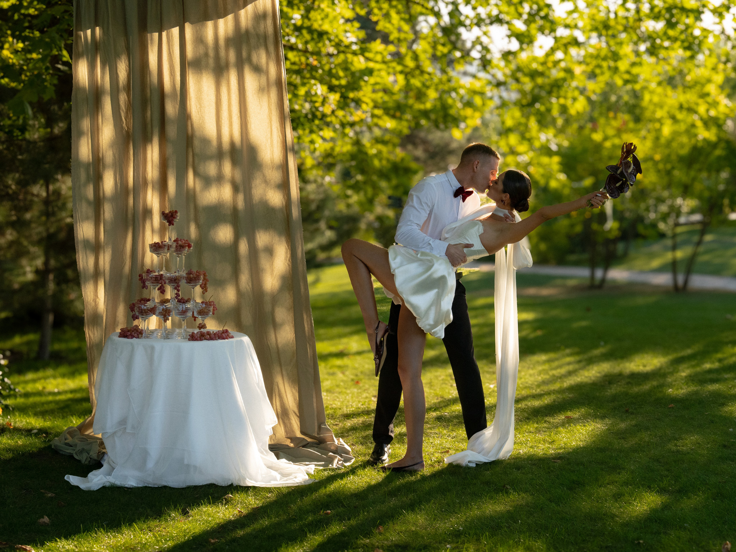 Свадебная прогулка. Свадебный фотограф Виктория Роса