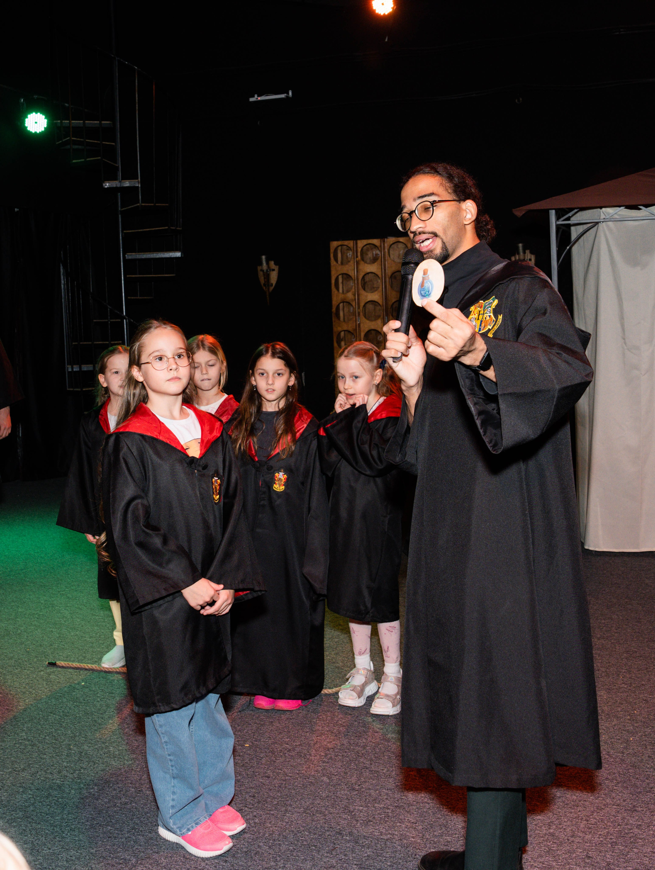 В гостях у Гарри Поттера. Крамер Юлиана детский и семейный фотограф