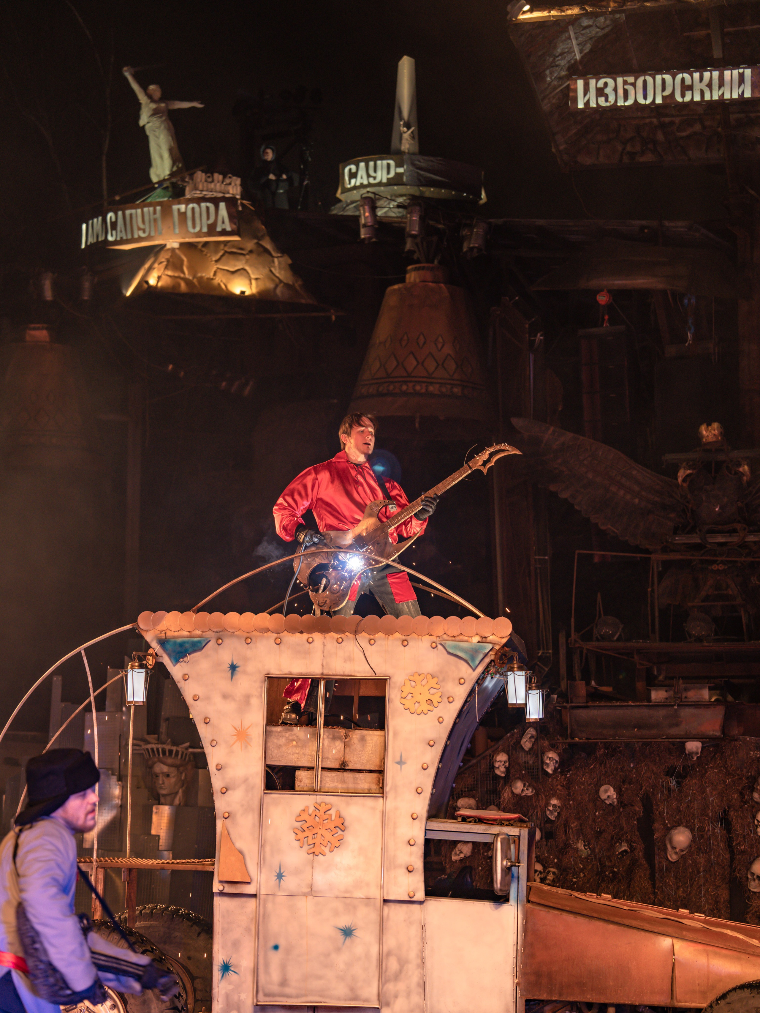 Новогодняя сказка в Байк Центре «Ночные Волки». Крамер Юлиана детский и семейный фотограф