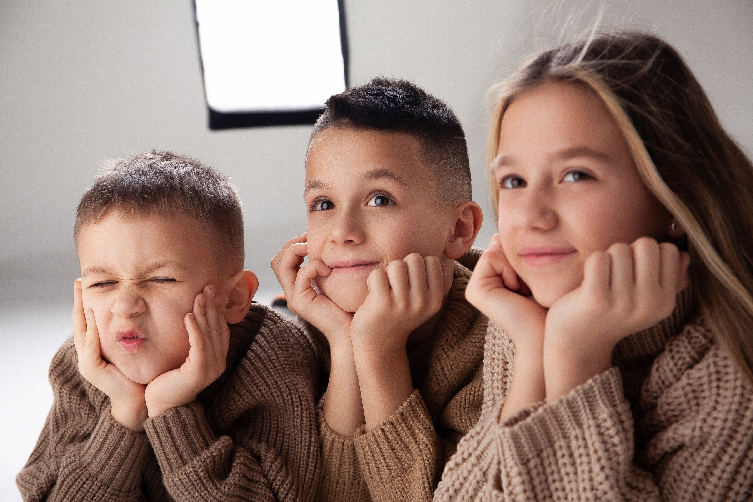 ZAKHAR, MAKAR и VIOLETTA