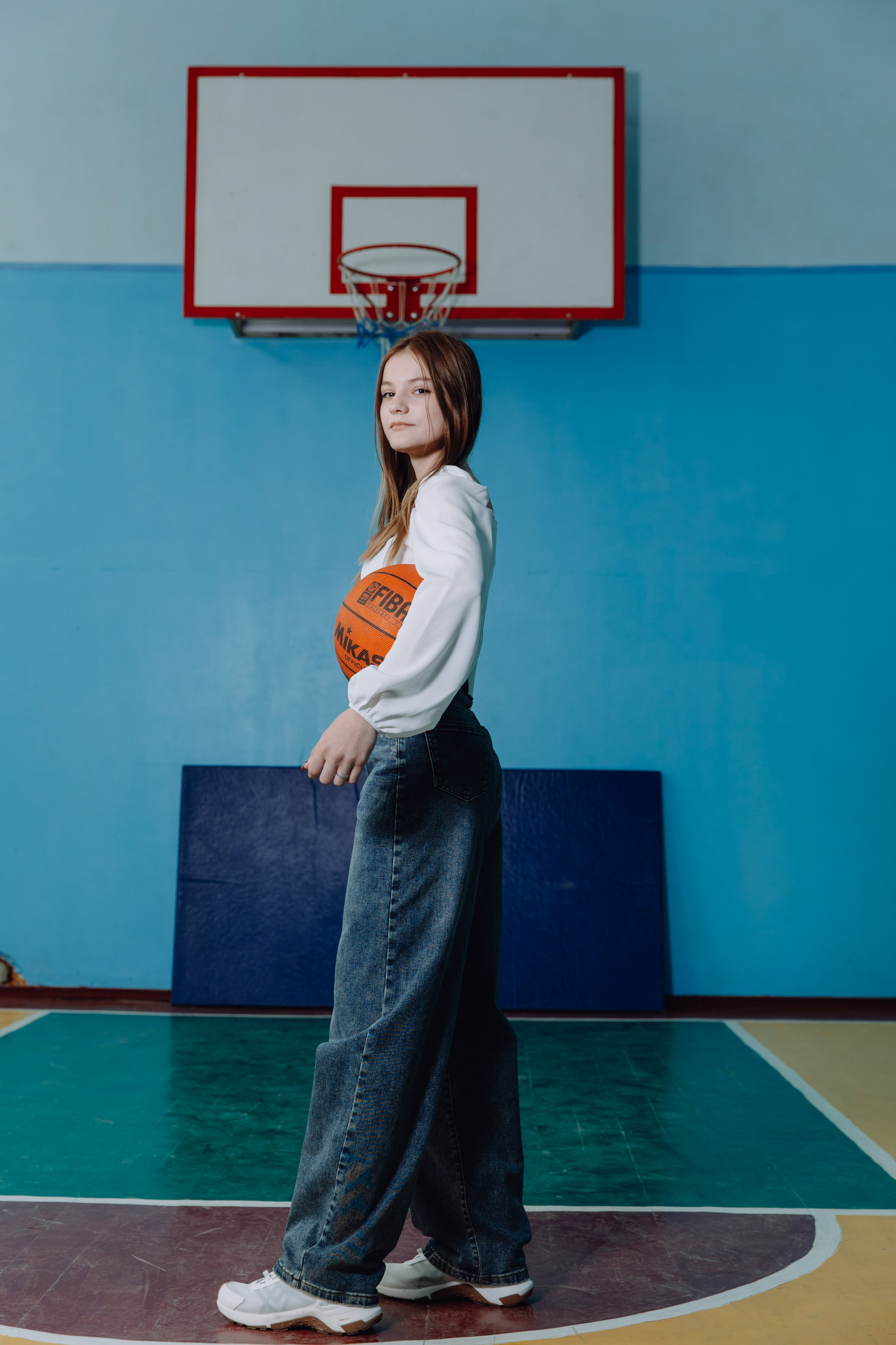 Школьные альбомы в Чернянке. Фотограф Максим Никонов