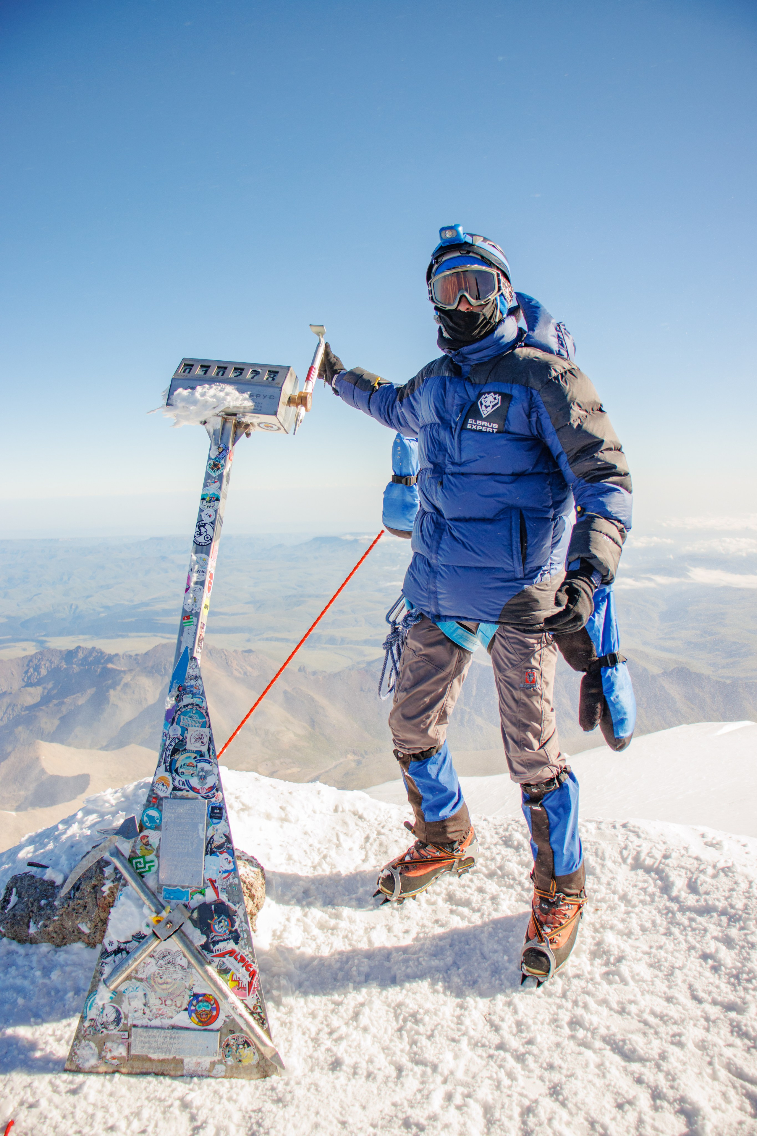 Эльбрус / восхождение. Фотограф на трекинг и восхождение Эльбрус, Приэльбрусье. Елизавета Бобок