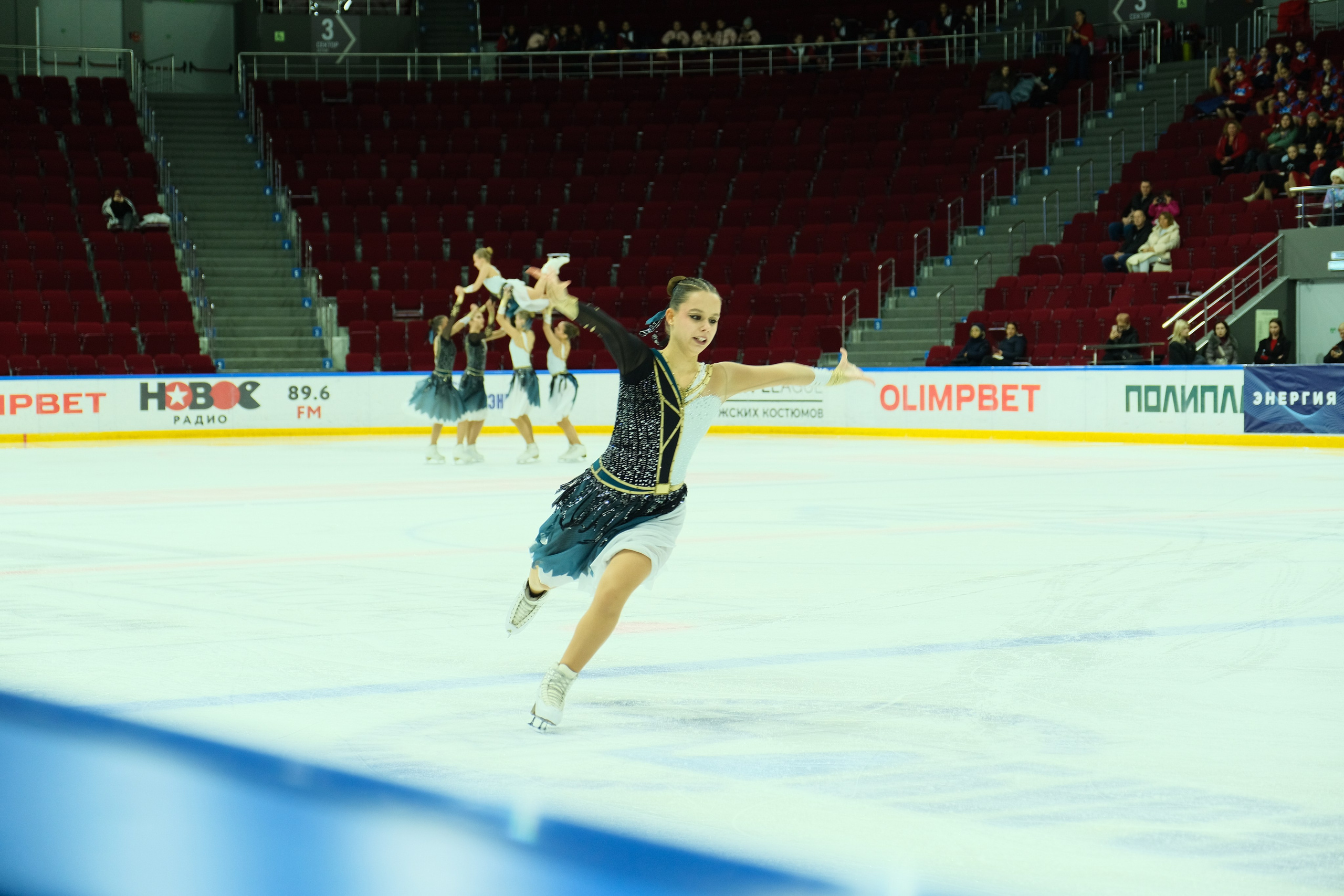 «Самарочка» этап кубка России по синхронному фигурному катанию. Александр Носов. Портретный и репортажный фотограф в Самаре