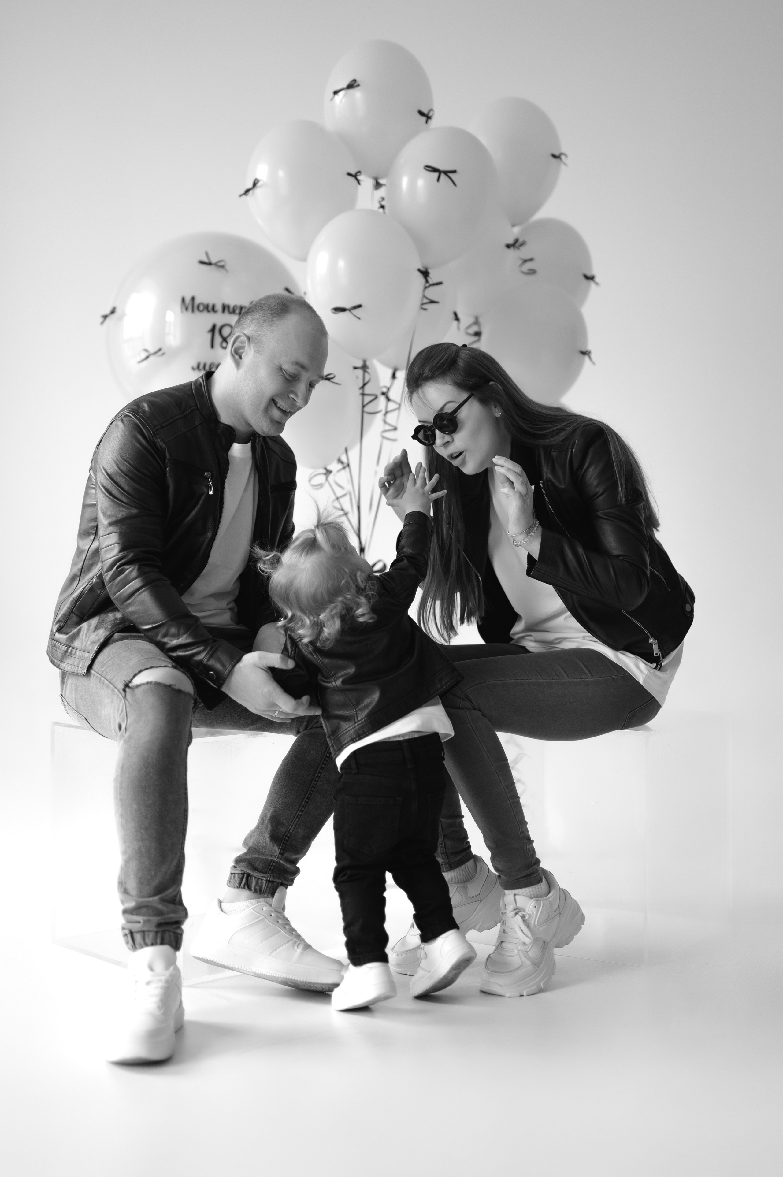 Съемка годика, годовасие, фотосессия в день рождения. НЬЮБОРН ФОТОСЕССИИ, БЕРЕМЕННОСТЬ, ПОРТРЕТНЫЕ СЕМЕЙНЫЕ ФОТОСЕССИИ  Ногинск Москва ОЛЬГА ВОГЕЛЬ