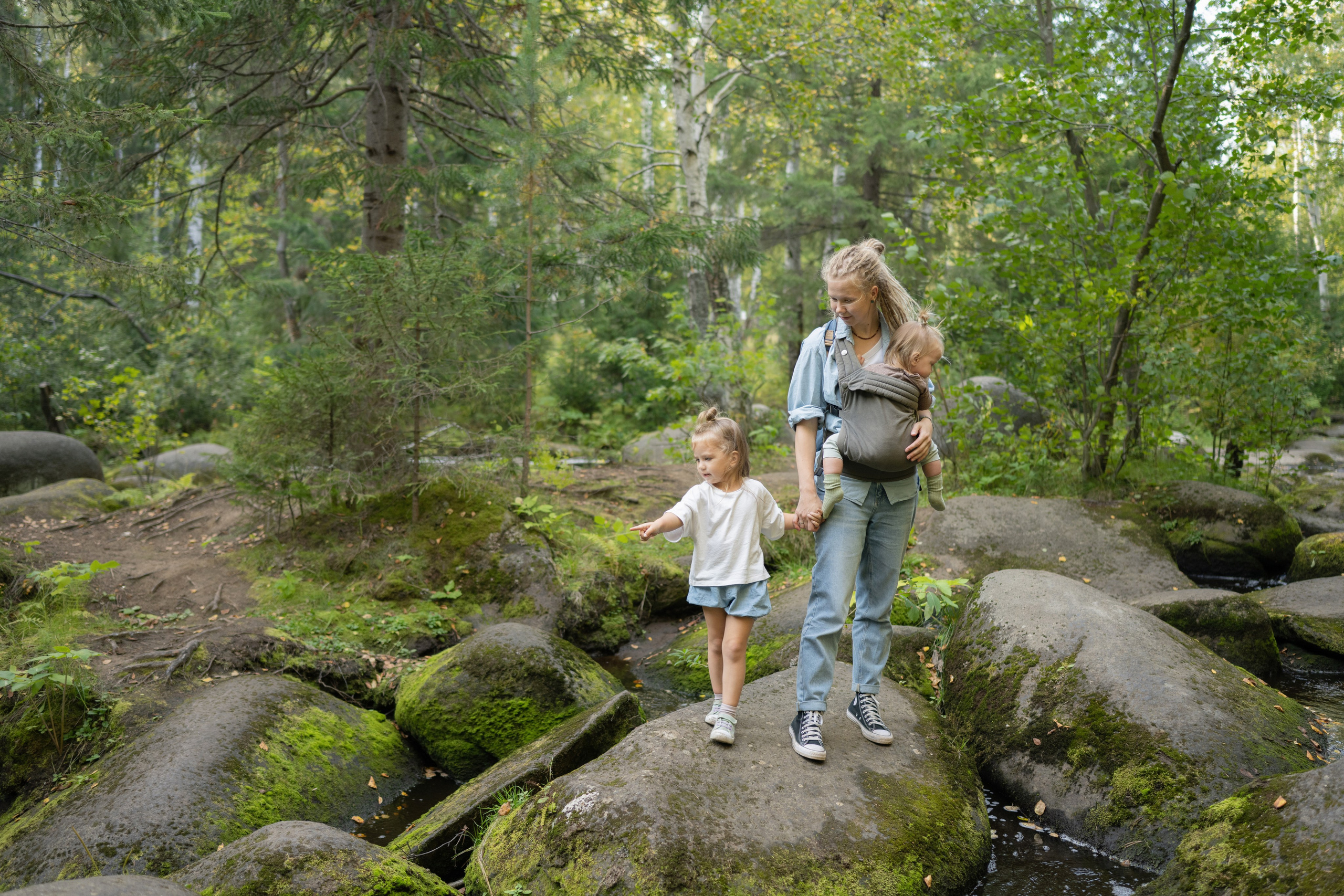 Лесная фотопрогулка с семьей в Екатеринбурге. Фотограф в Екатеринбурге | Портреты, семейные съемки, лайфстайл