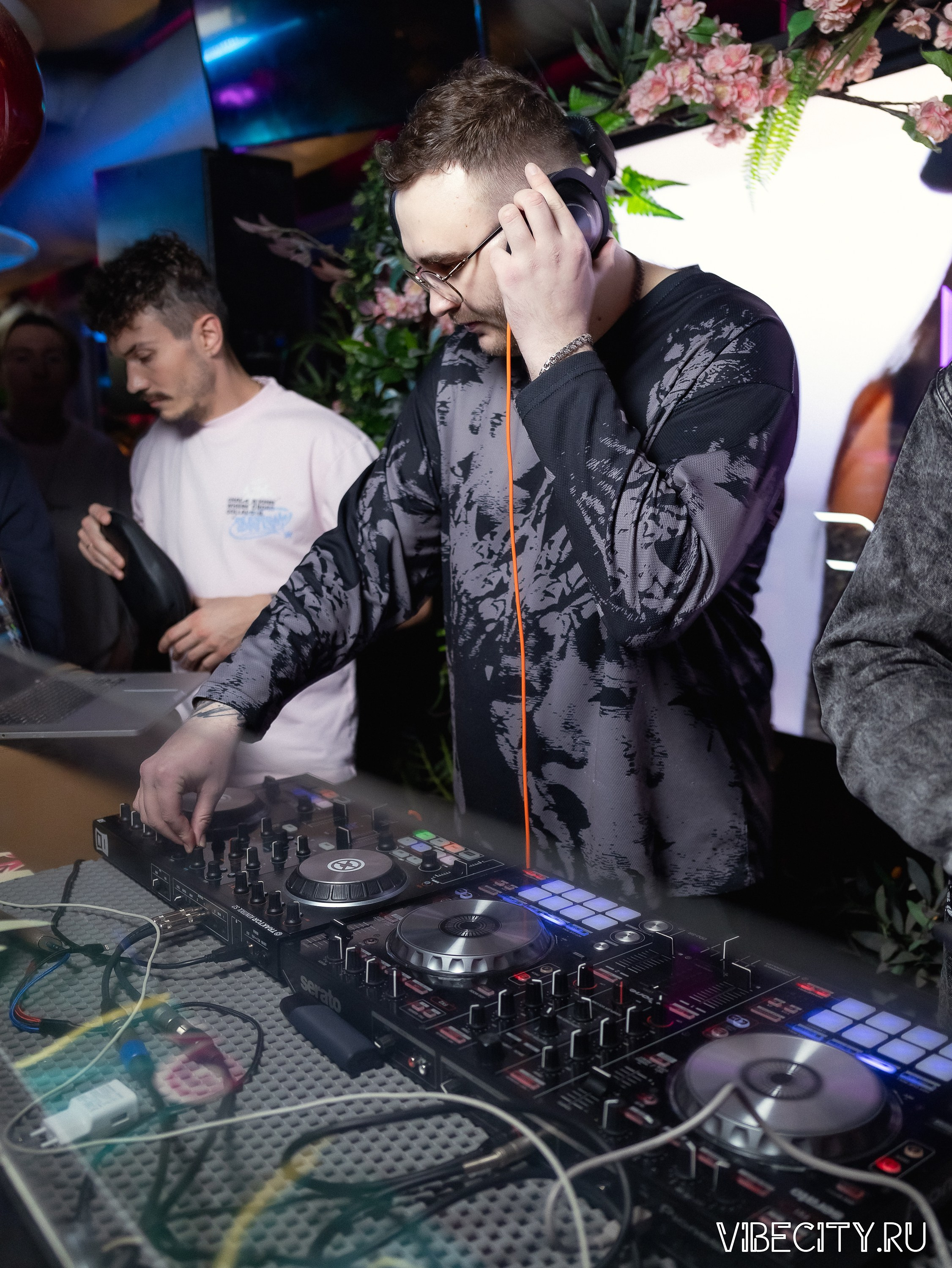 DOUBLE U. VIBECITY.RU Вайб Сити Ру Фоторепортажи Фотоотчеты Калининград