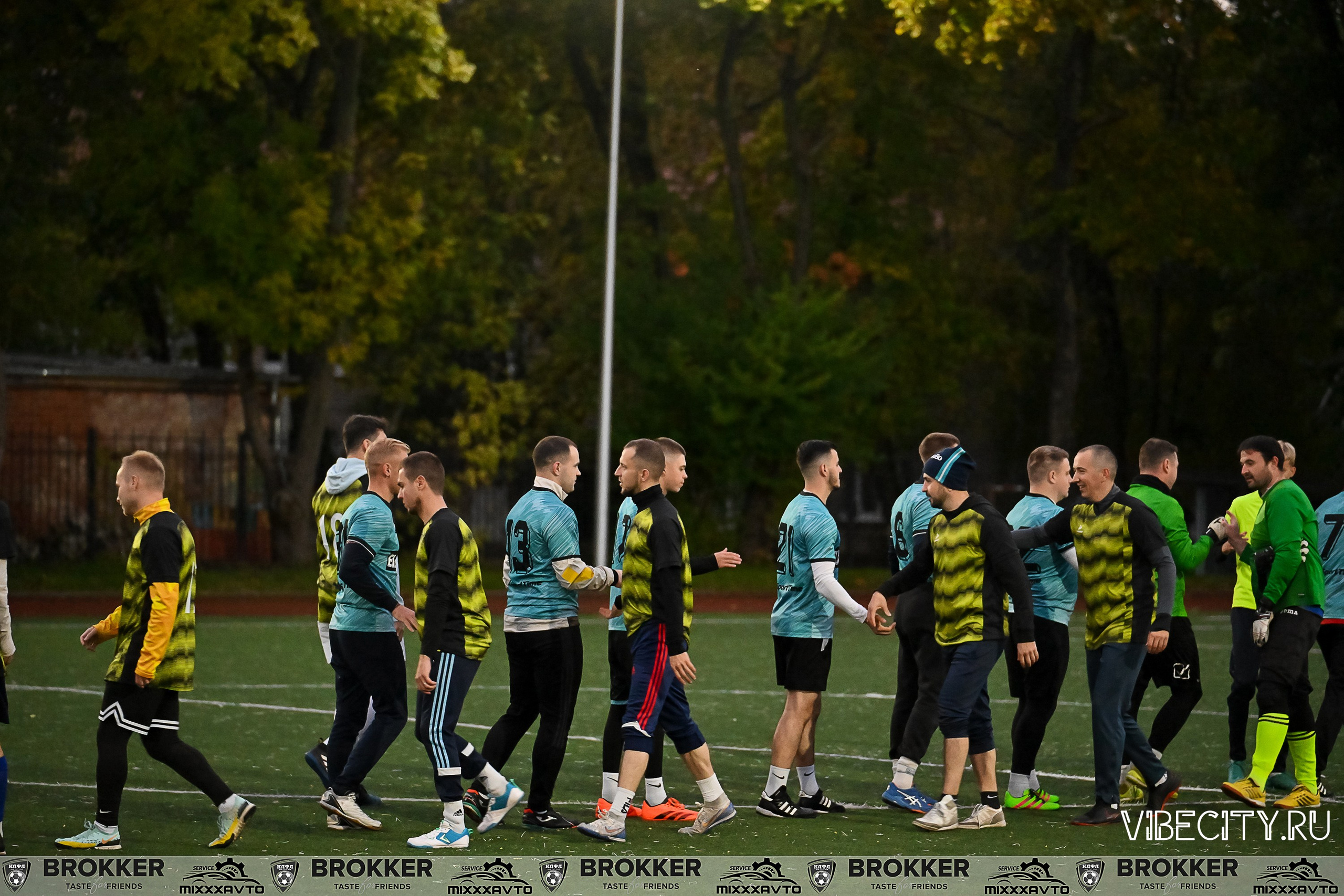 Калининградская Любительская Футбольная Лига. VIBECITY.RU Вайб Сити Ру Фоторепортажи Фотоотчеты Калининград
