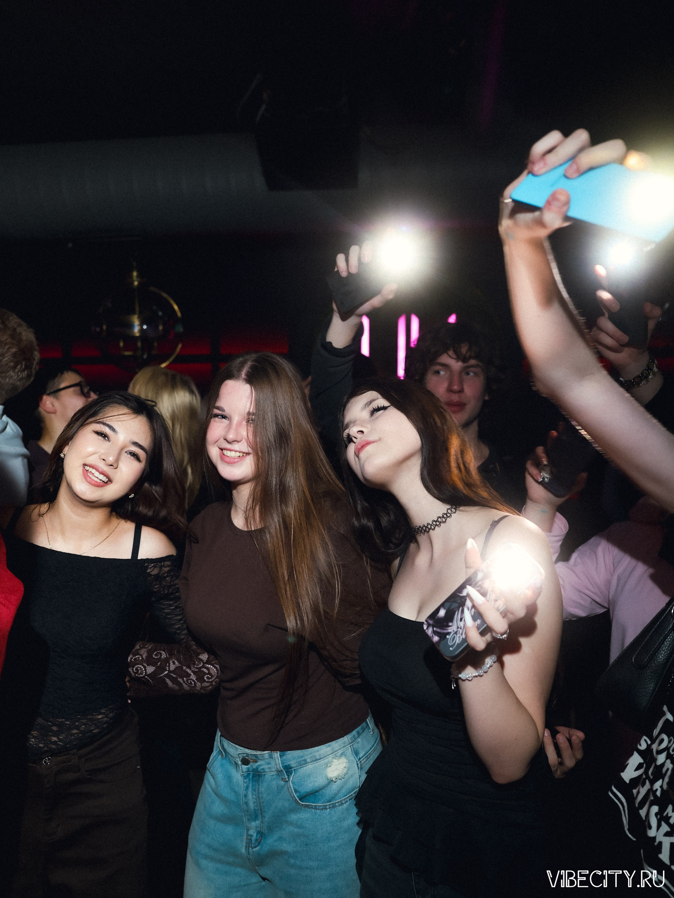 DOUBLE U. VIBECITY.RU Вайб Сити Ру Фоторепортажи Фотоотчеты Калининград