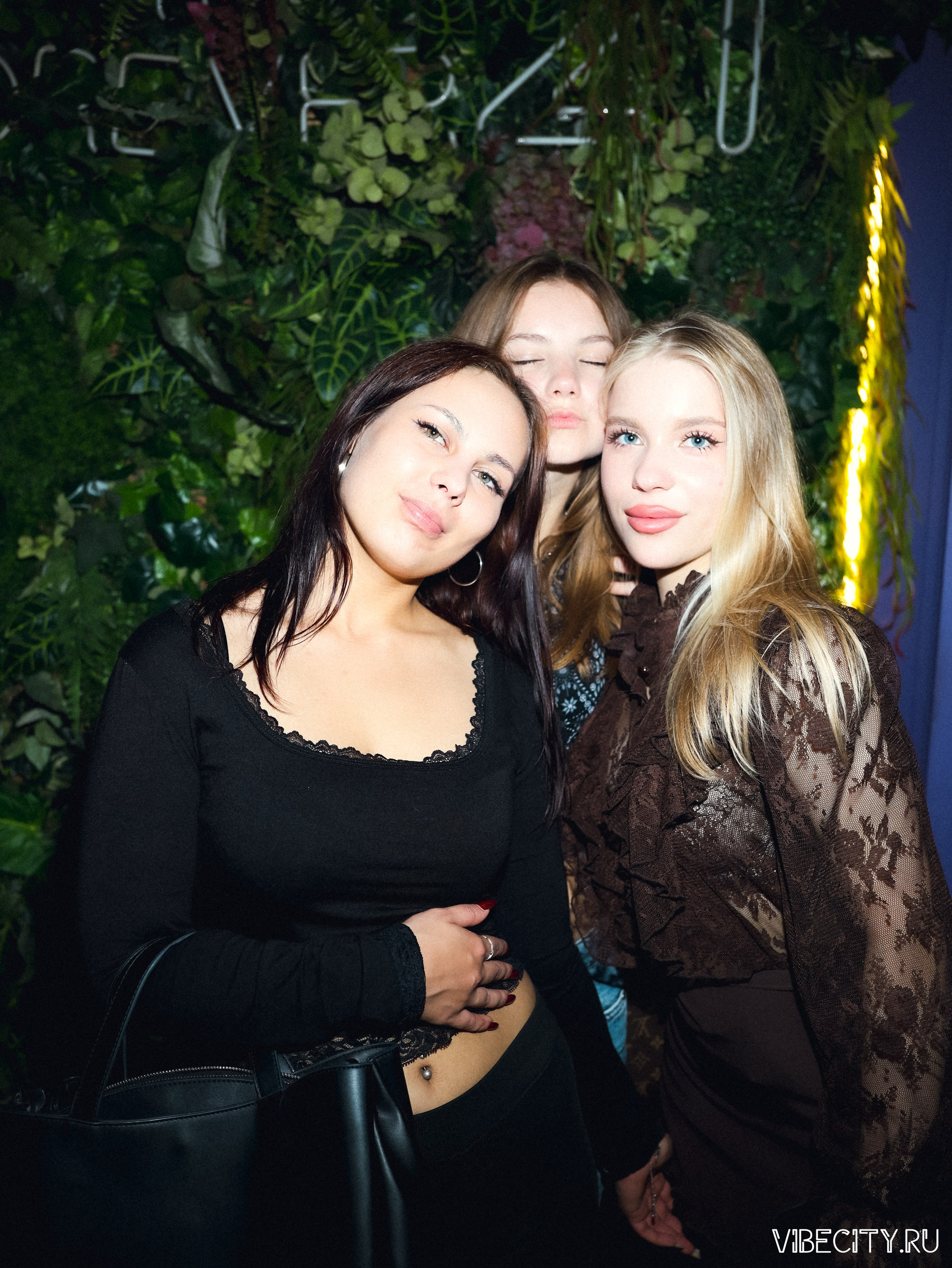 DOUBLE U. VIBECITY.RU Вайб Сити Ру Фоторепортажи Фотоотчеты Калининград