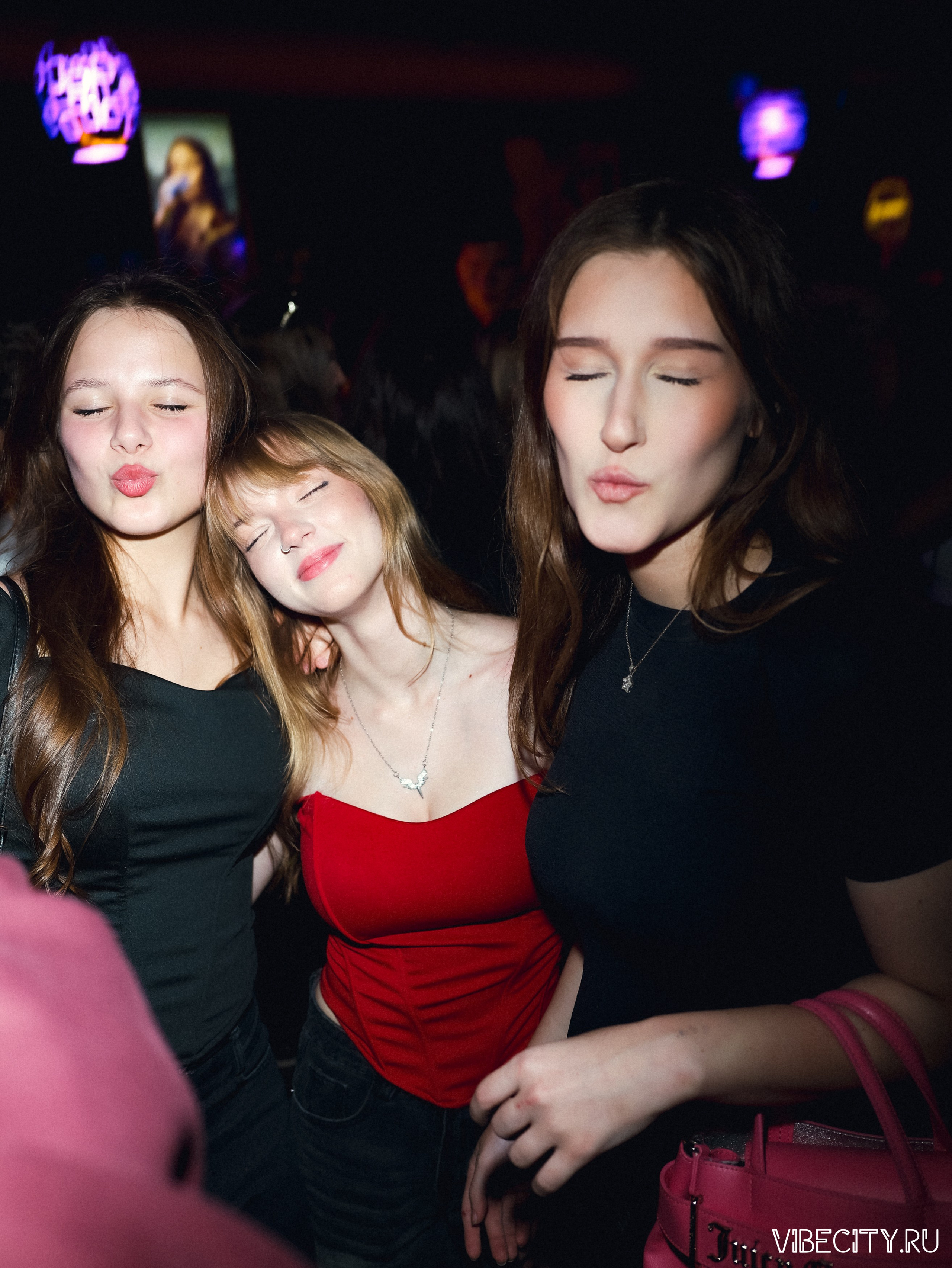 DOUBLE U. VIBECITY.RU Вайб Сити Ру Фоторепортажи Фотоотчеты Калининград