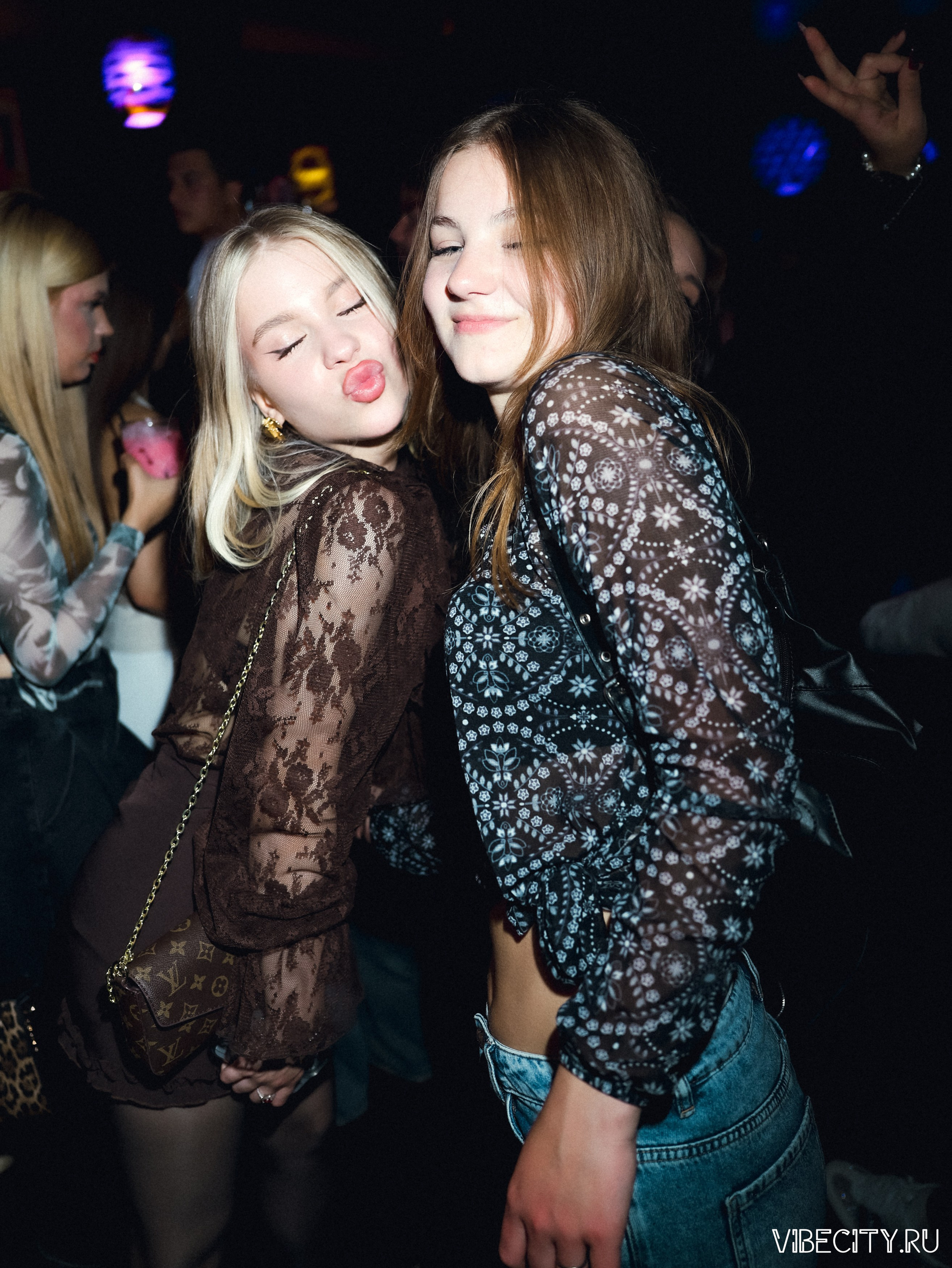 DOUBLE U. VIBECITY.RU Вайб Сити Ру Фоторепортажи Фотоотчеты Калининград