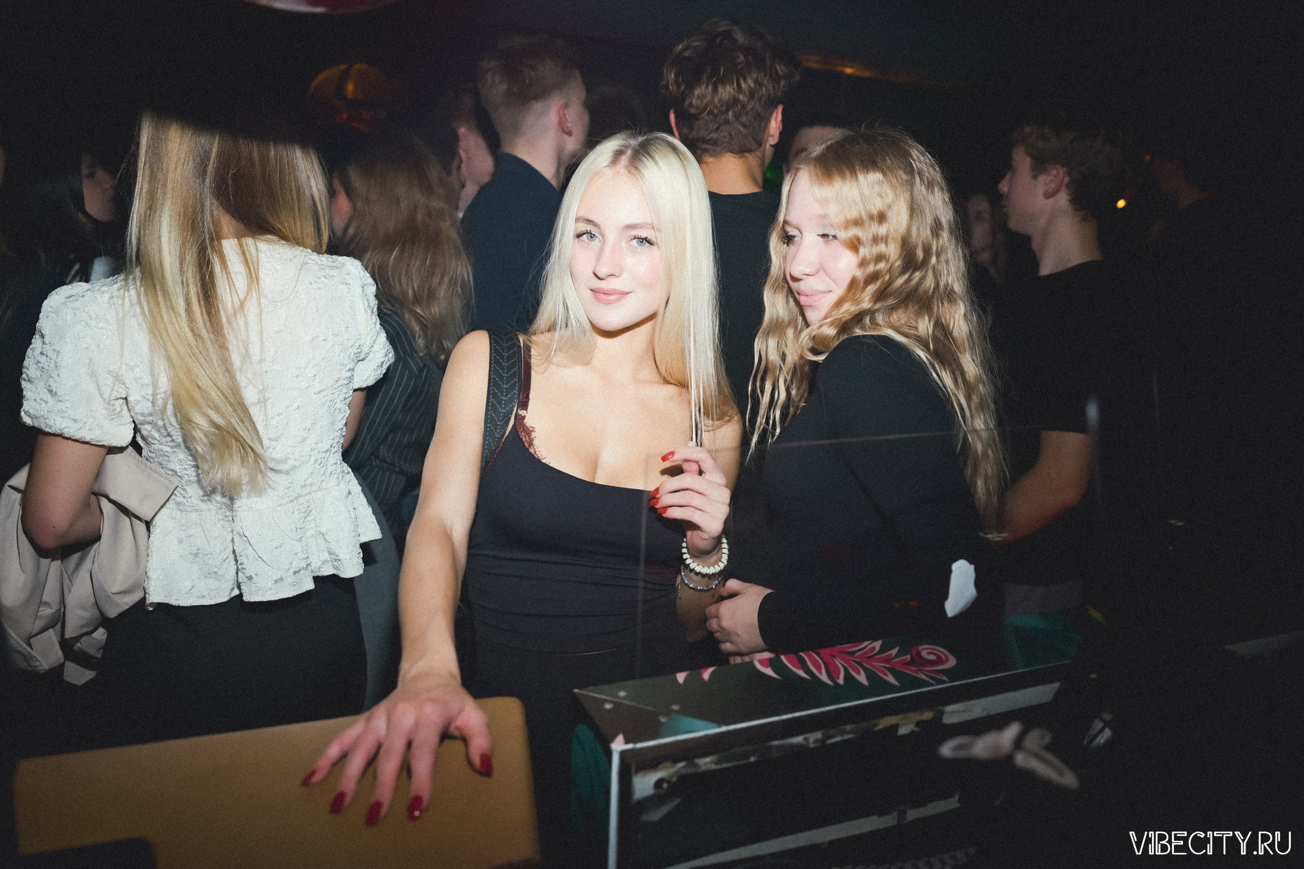 DOUBLE U. VIBECITY.RU Вайб Сити Ру Фоторепортажи Фотоотчеты Калининград