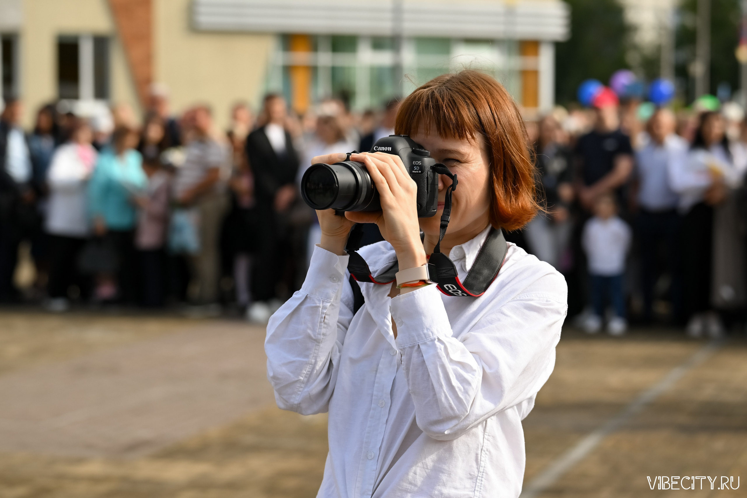 Балтийцы в школе № 57: линейка. VIBECITY.RU Вайб Сити Ру Фоторепортажи Фотоотчеты Калининград