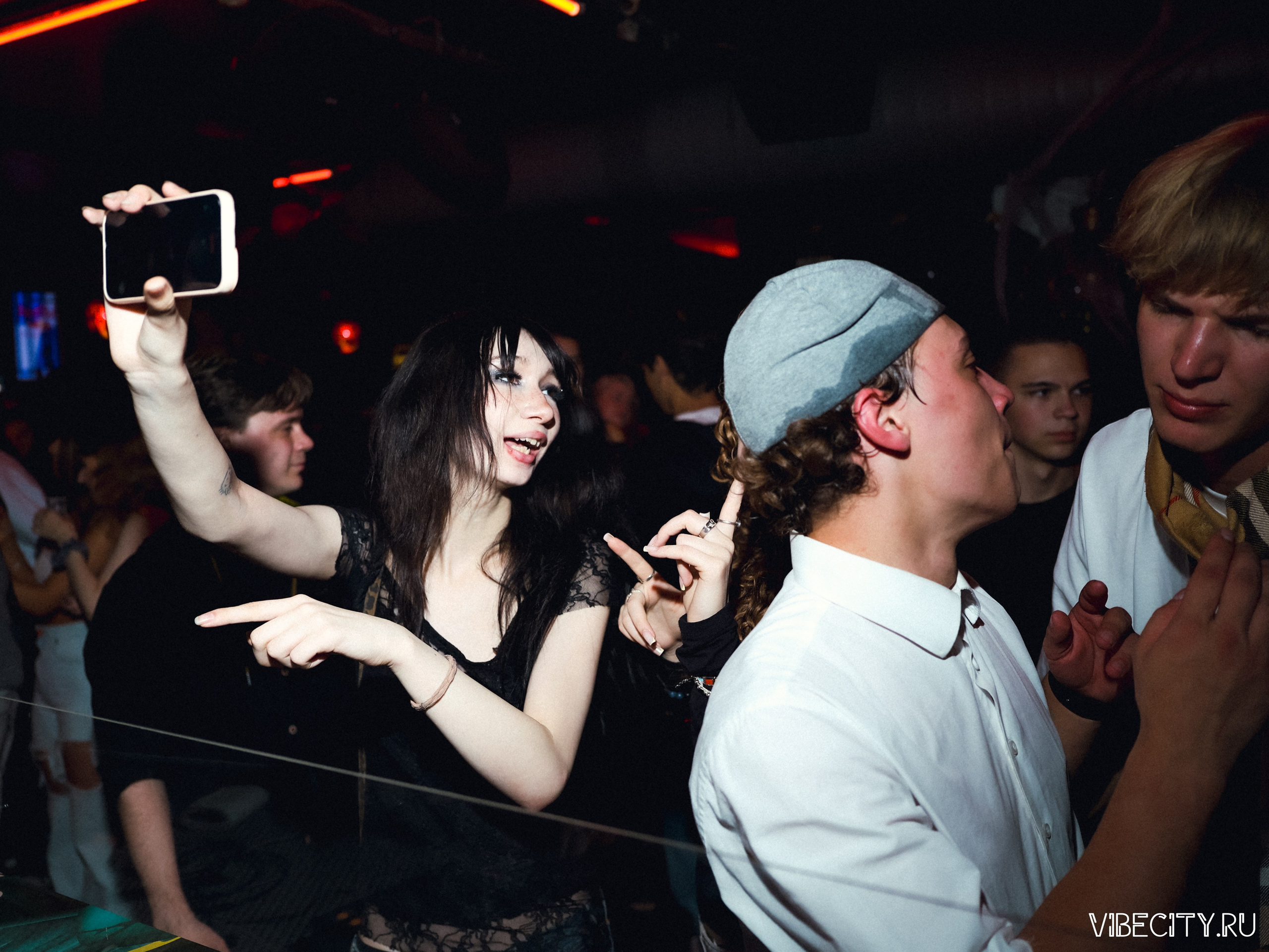 DOUBLE U. VIBECITY.RU Вайб Сити Ру Фоторепортажи Фотоотчеты Калининград
