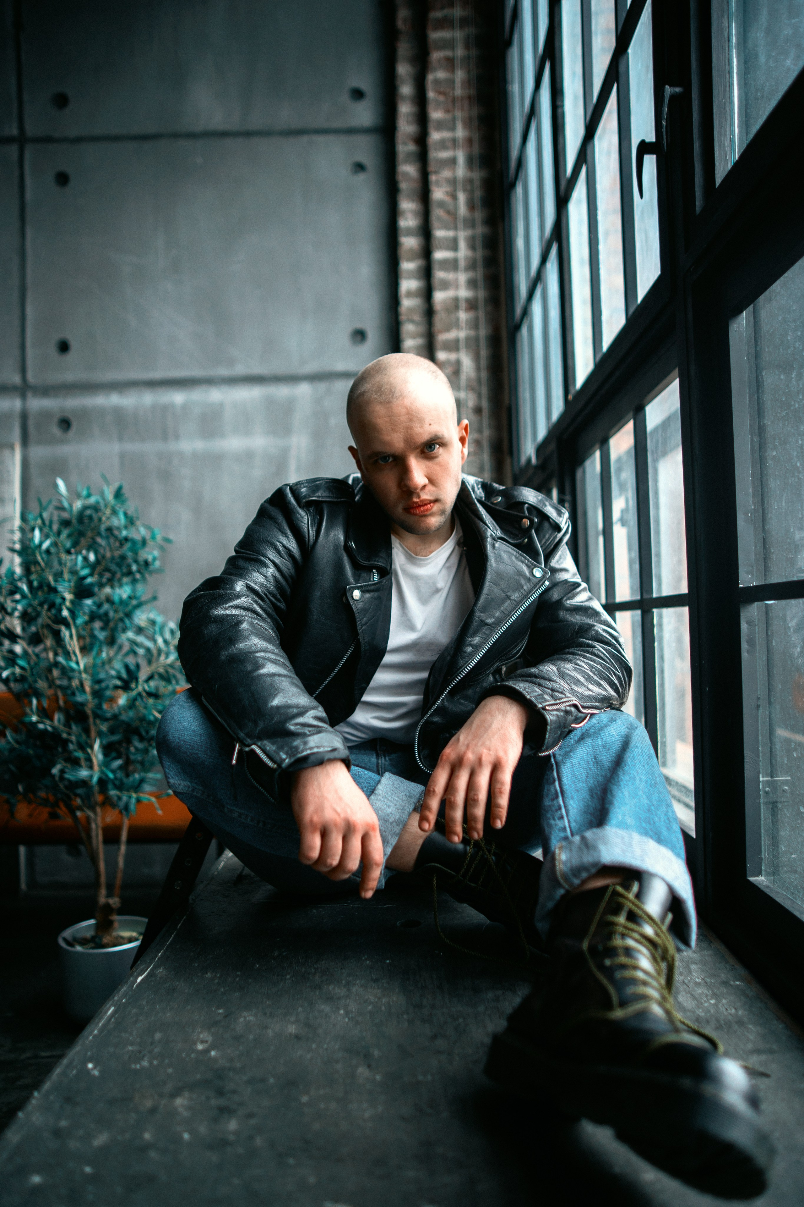 Кирилл студия