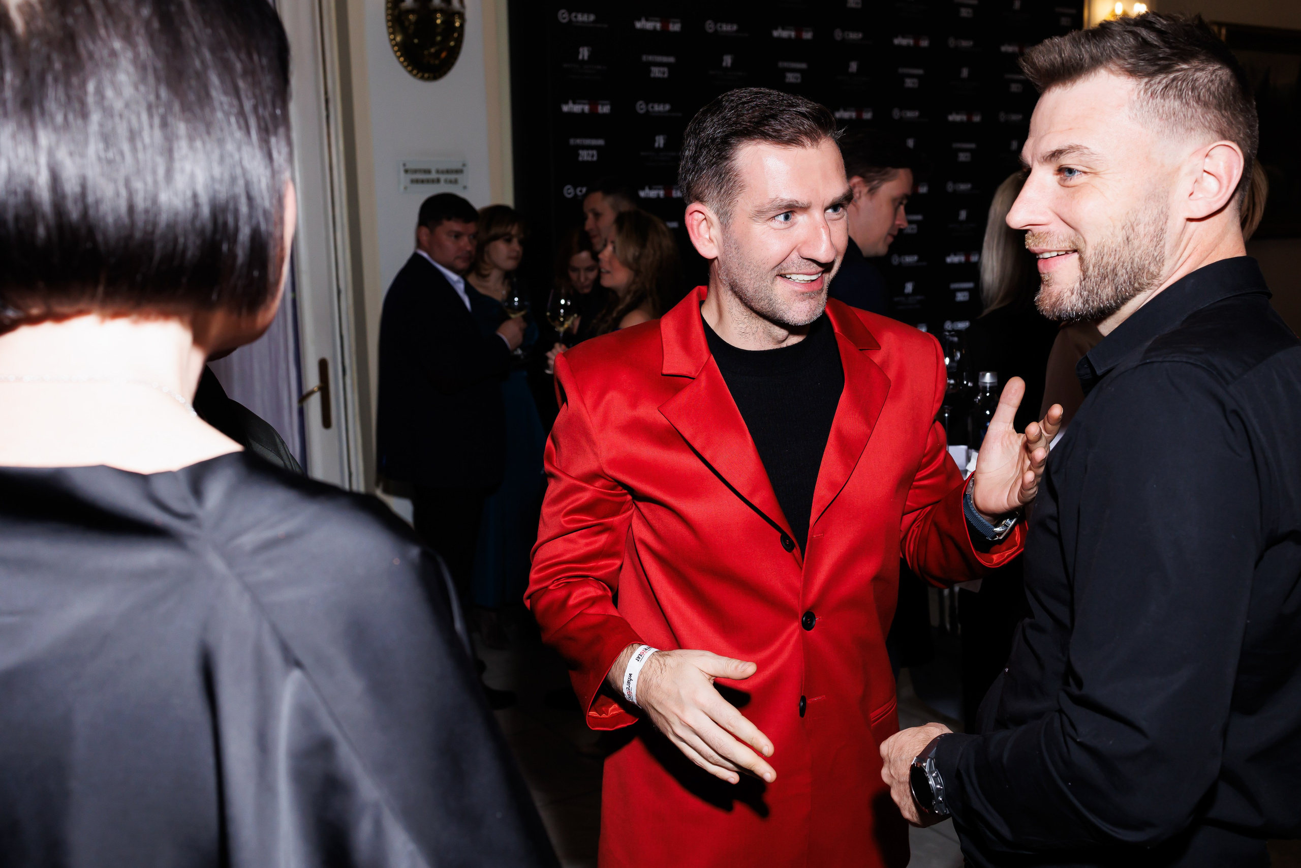 Репортаж. Суперфотограф Виталий Коликов