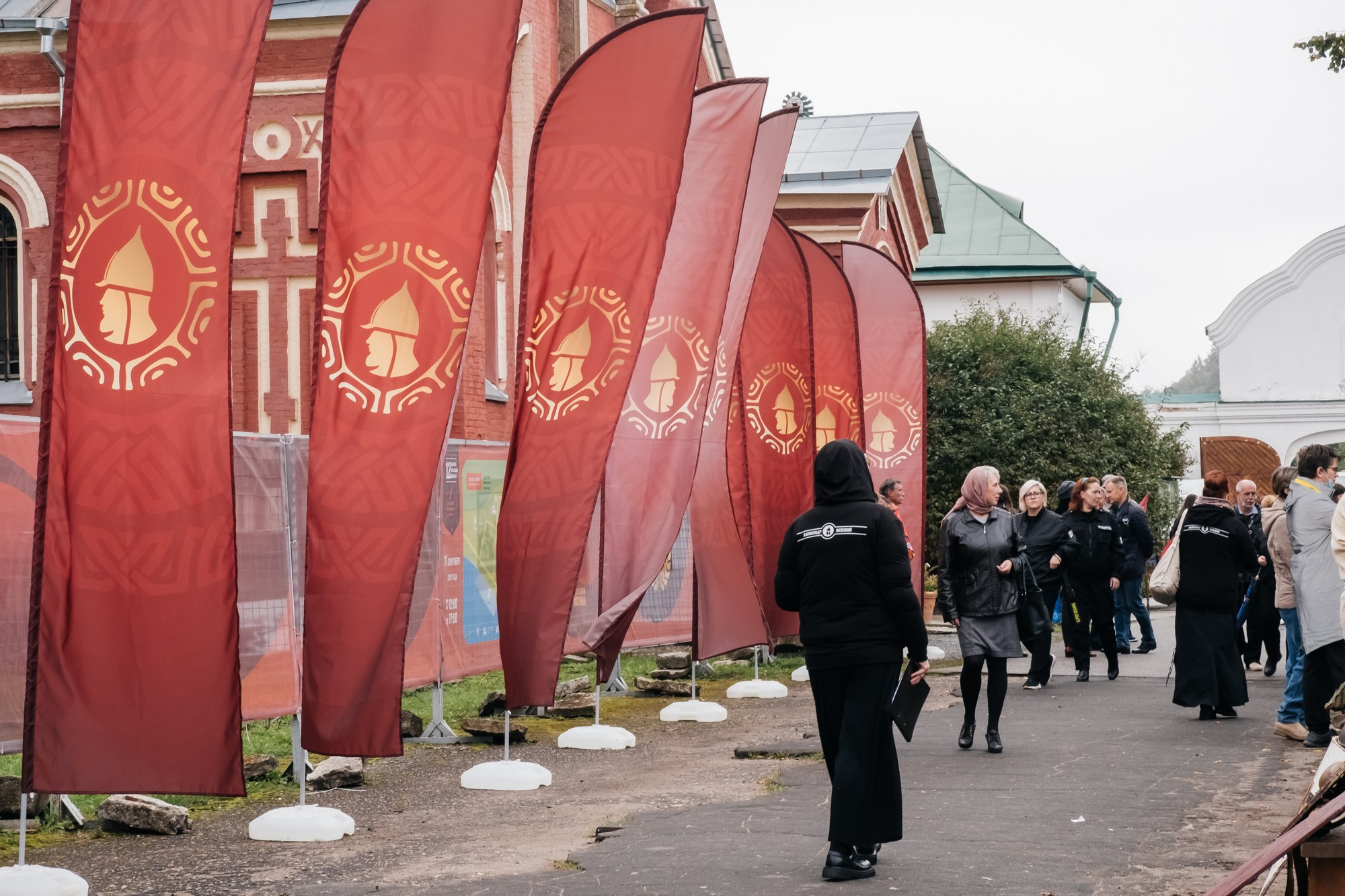 Всероссийский форум «12 подвигов Александра Невского» | Старая Ладога 2021. Репортажный фотограф в Санкт-Петербурге СПБ Алиса Ческидова на ваше мероприятие