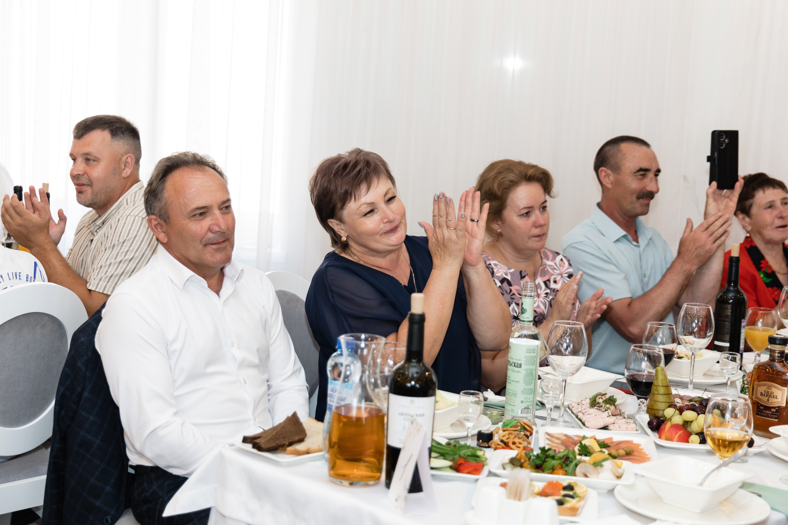 Алёна и Денис (полный день). Фотограф в Барнауле Юлия Садвокасова