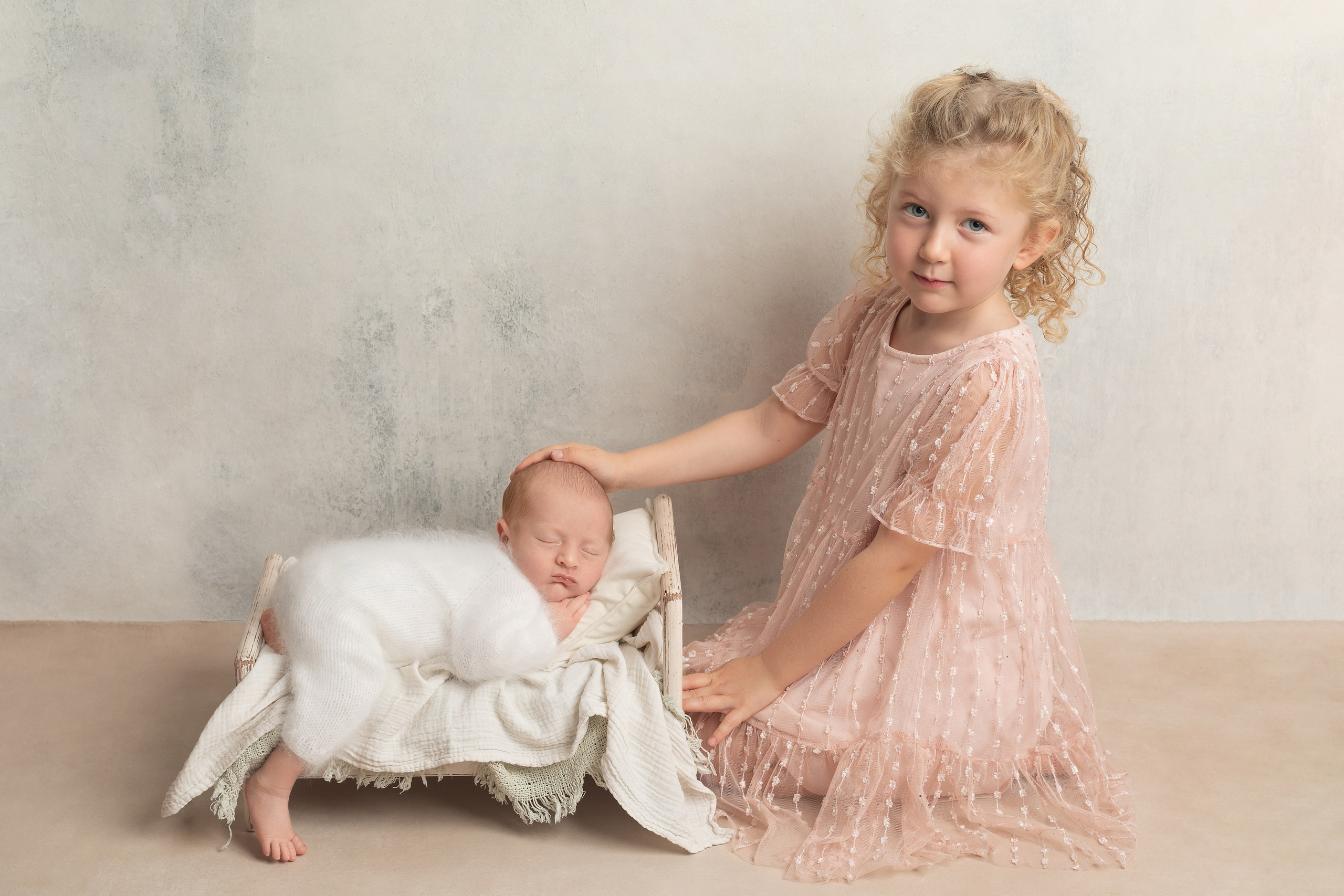 PH @newborn_flower. Retoucher Aleksmokh