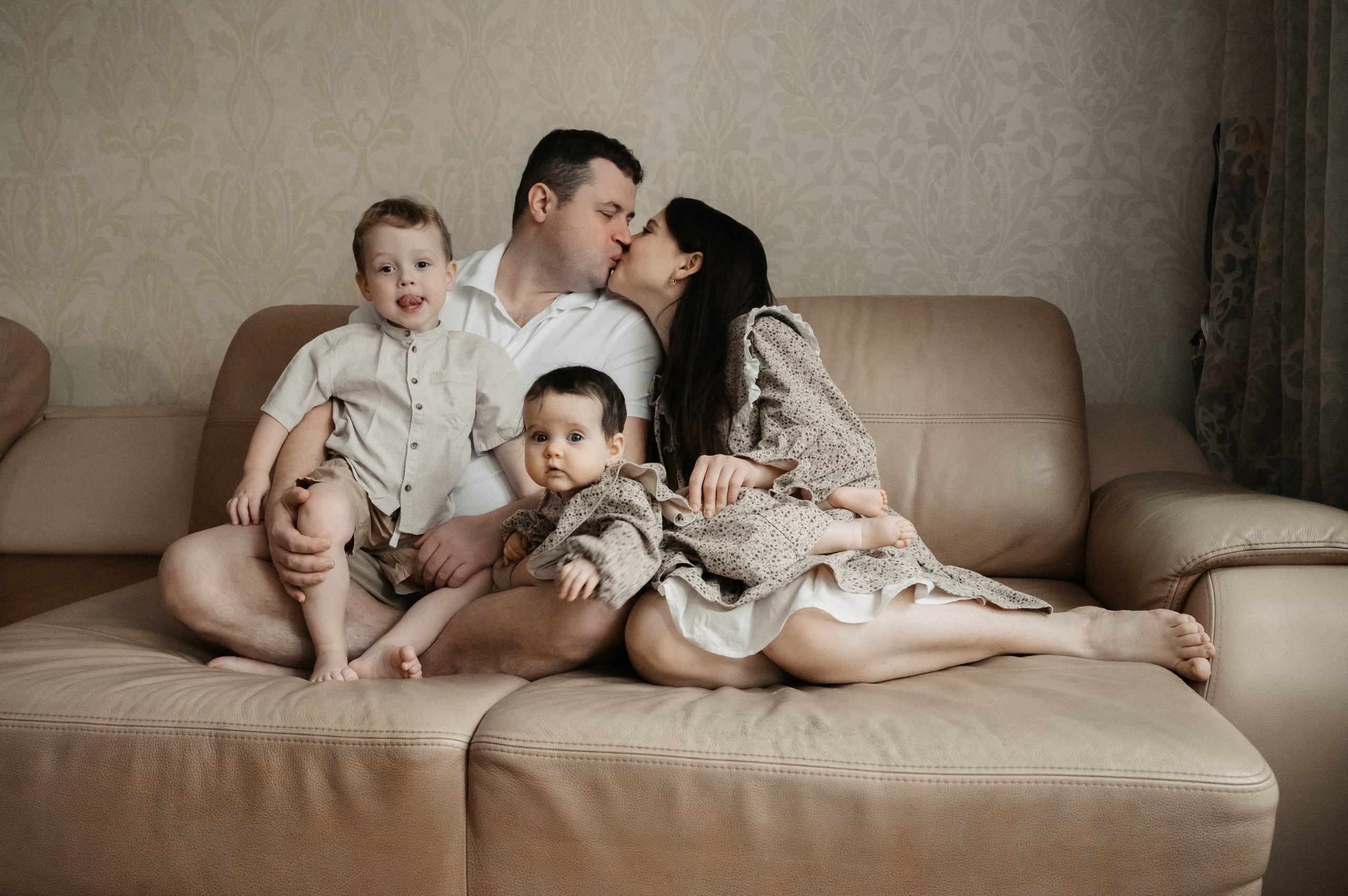 3+1. Фотограф Ким Ангелина