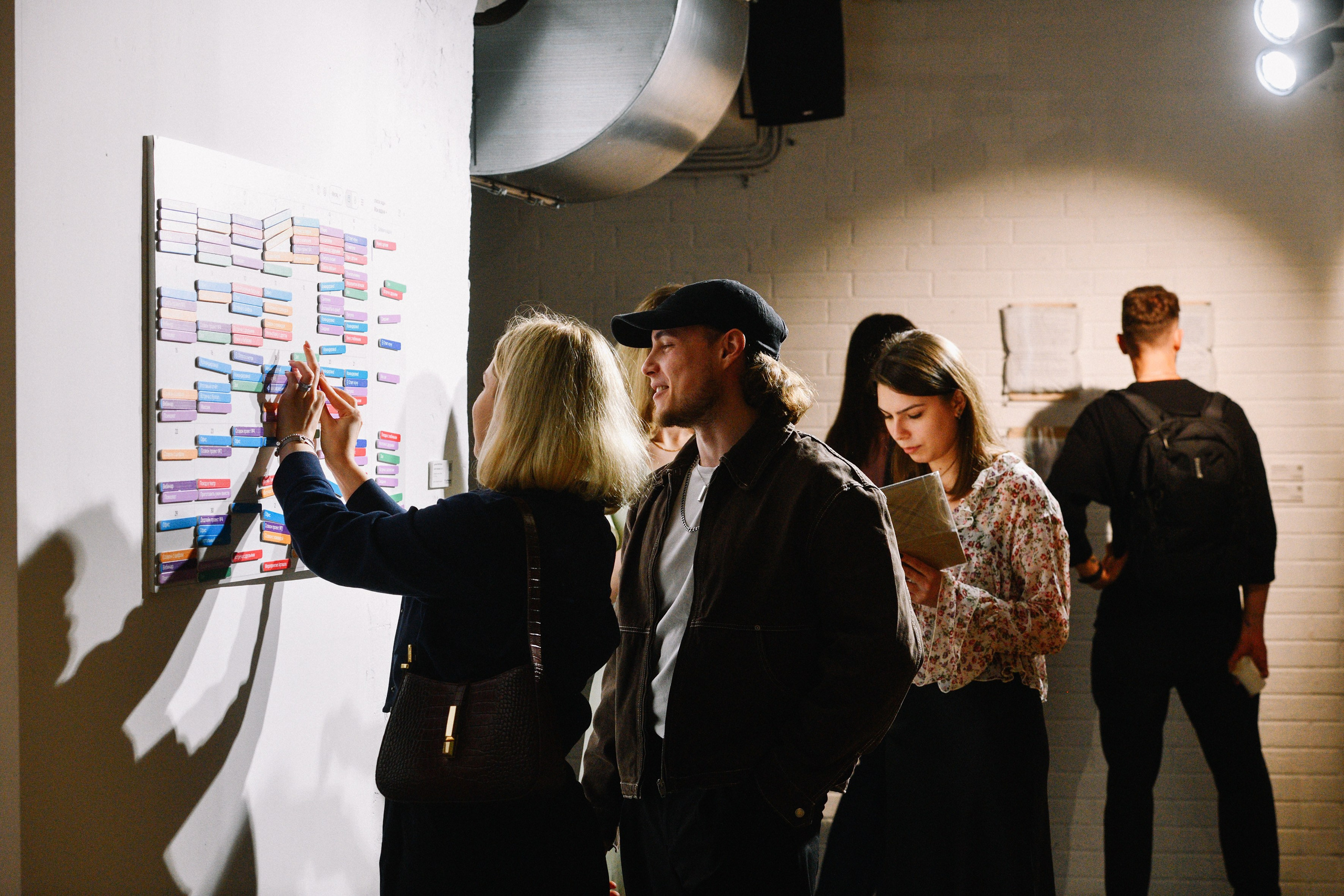 У (единение) дуэтная выставка. Современный художник в Москве Анастасия Малиновская