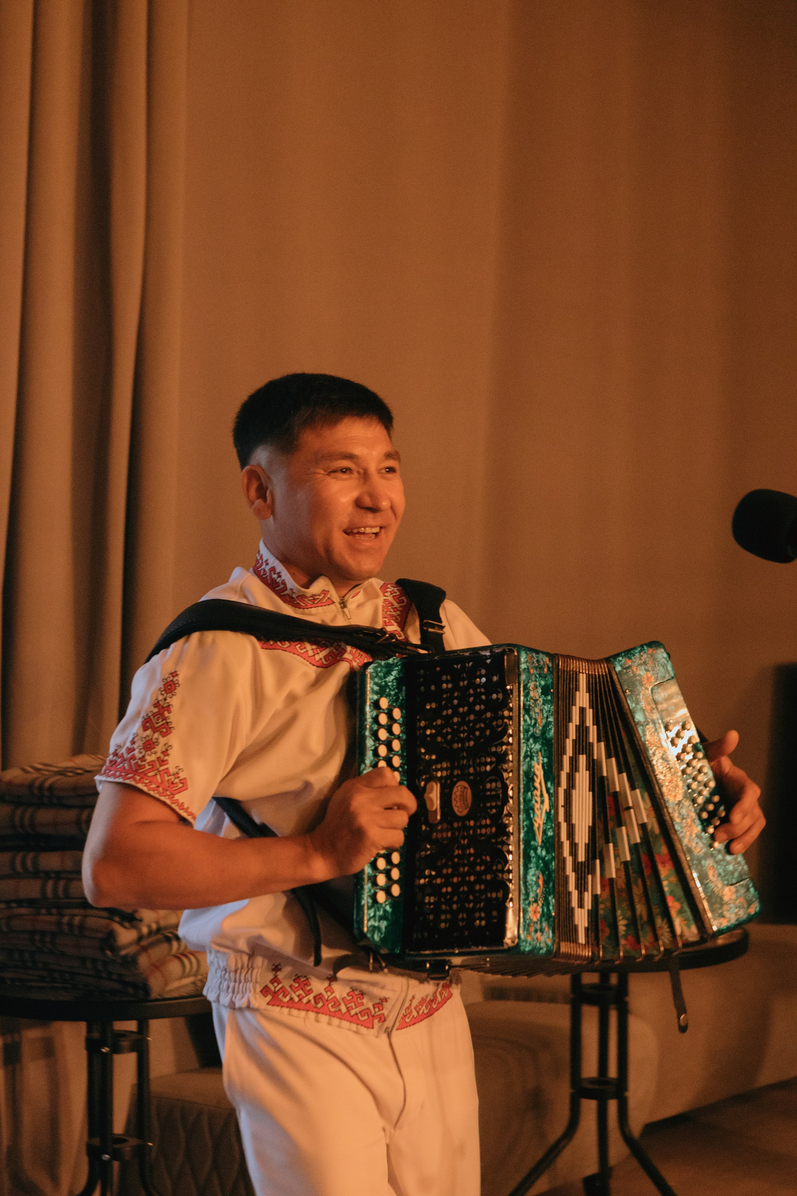 Михаил и Ксения. Портретный и свадебный фотограф Айгюн в городе Йошкар-Ола