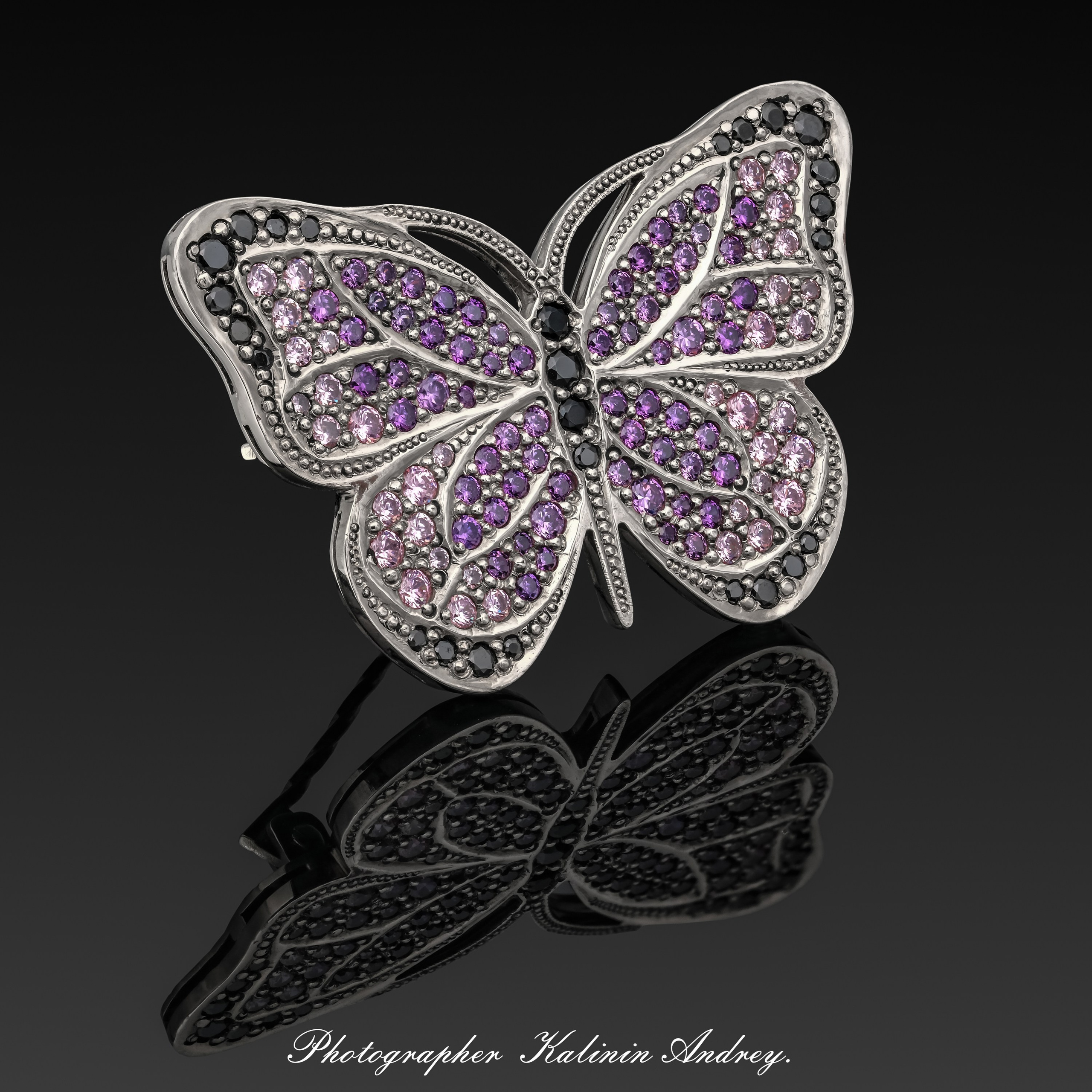 Рекламная эксклюзивная предметная фотосъёмка ювелирных изделий в Москве  тел +7 966-003-13-07. Высококачественная профессиональная рекламная фотосъёмка ювелирных украшений, драгоценных камней в Москве. Обучение, консультация