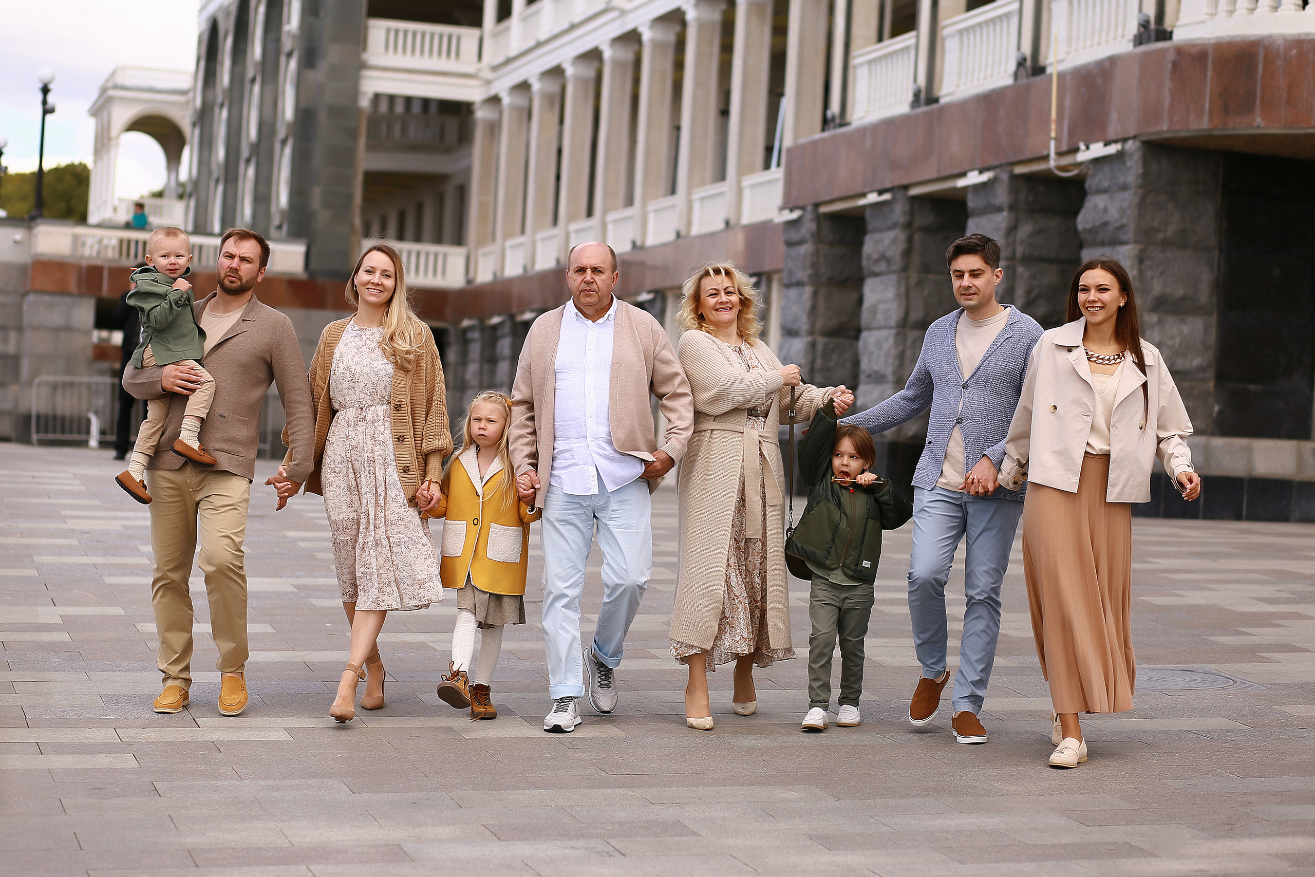 Семья Ани. Прогулка на Речном вокзале. Фотограф Москва Лара Чайка
