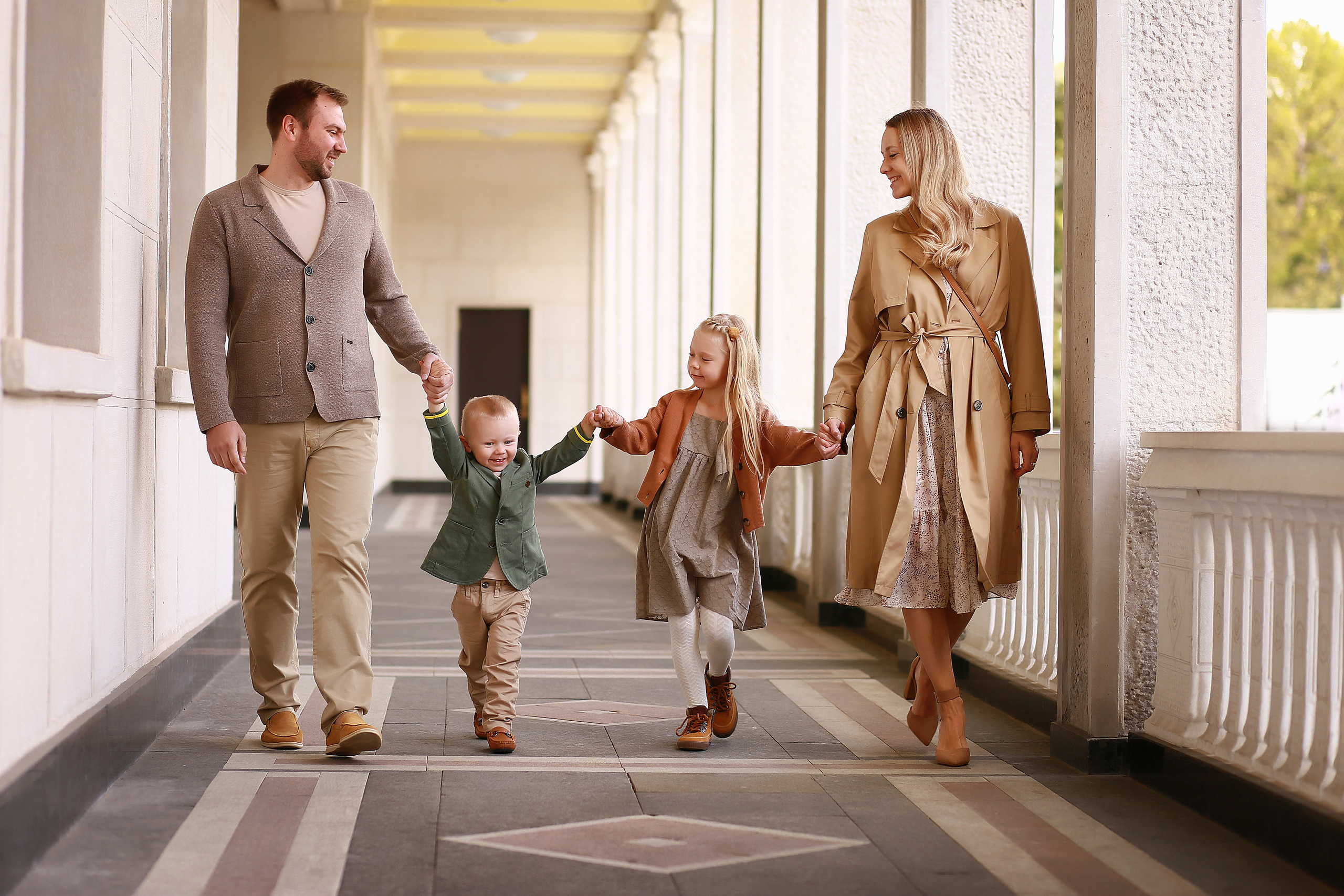 Семья Ани. Прогулка на Речном вокзале. Фотограф Москва Лара Чайка