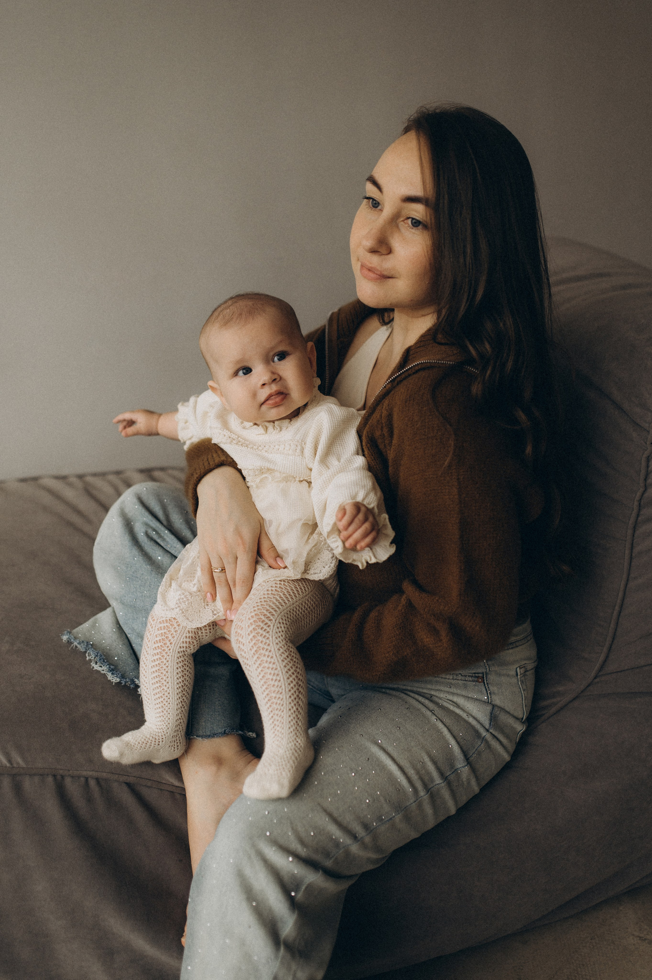 СЕМЕЙНАЯ СЪЕМКА В СТУДИИ. Семейный фотограф в Новосибирске Женя Индрикова