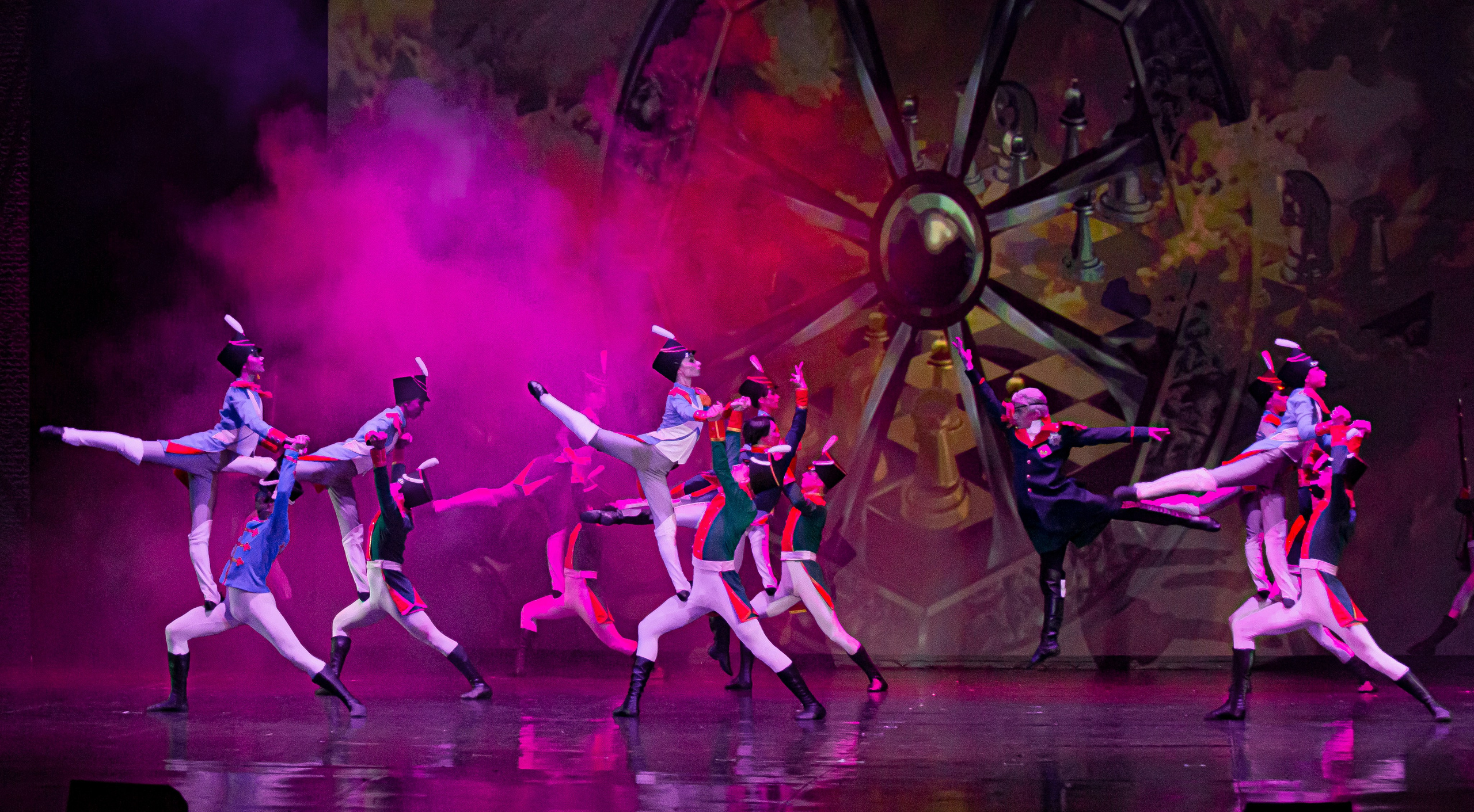 Война и Мир балет Марийского театра оперы и балета на сцене Зимнего театра г. Сочи премьера. Фотограф в Сочи Юрий Шептаев